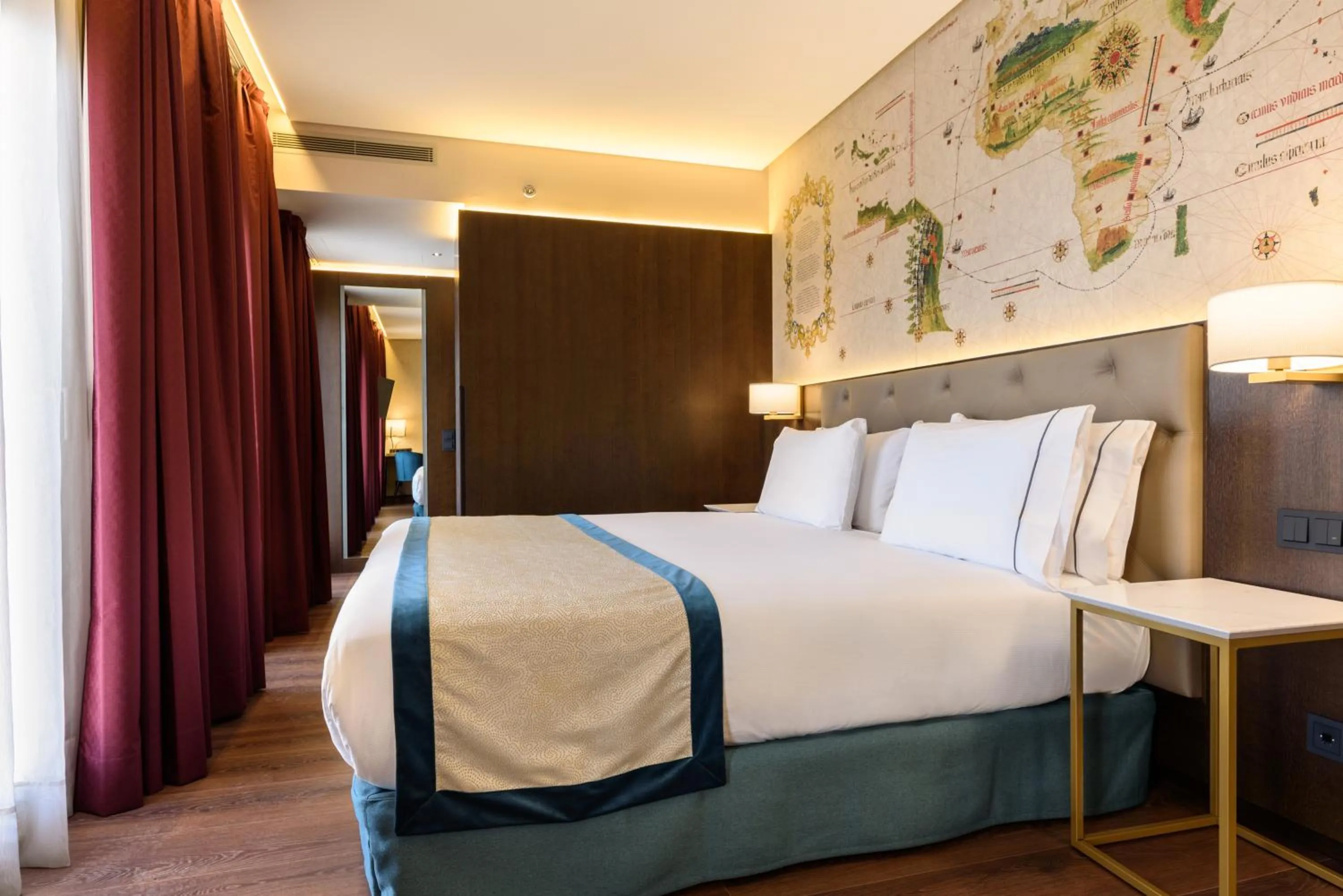 Photo of the whole room, Bed in Áurea Museum by Eurostars Hotel Company