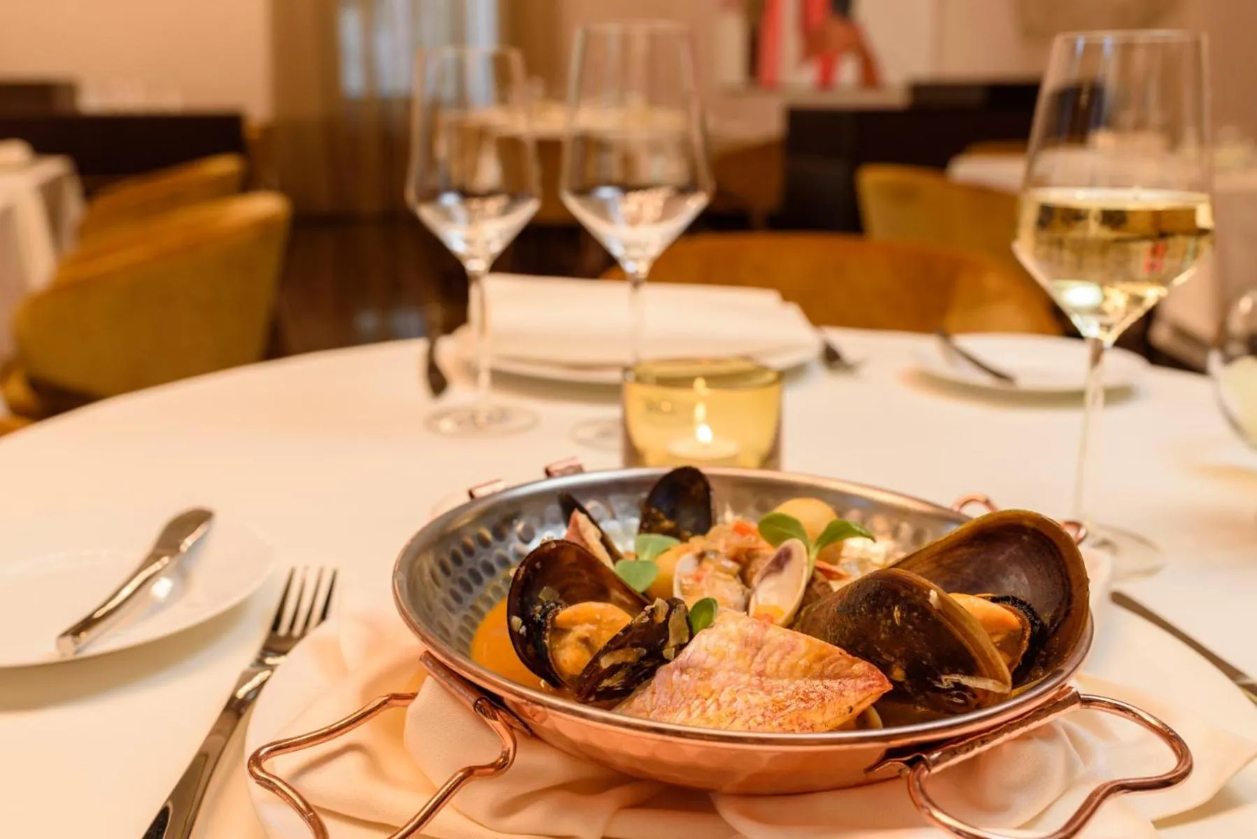 Restaurant/places to eat in Áurea Museum by Eurostars Hotel Company