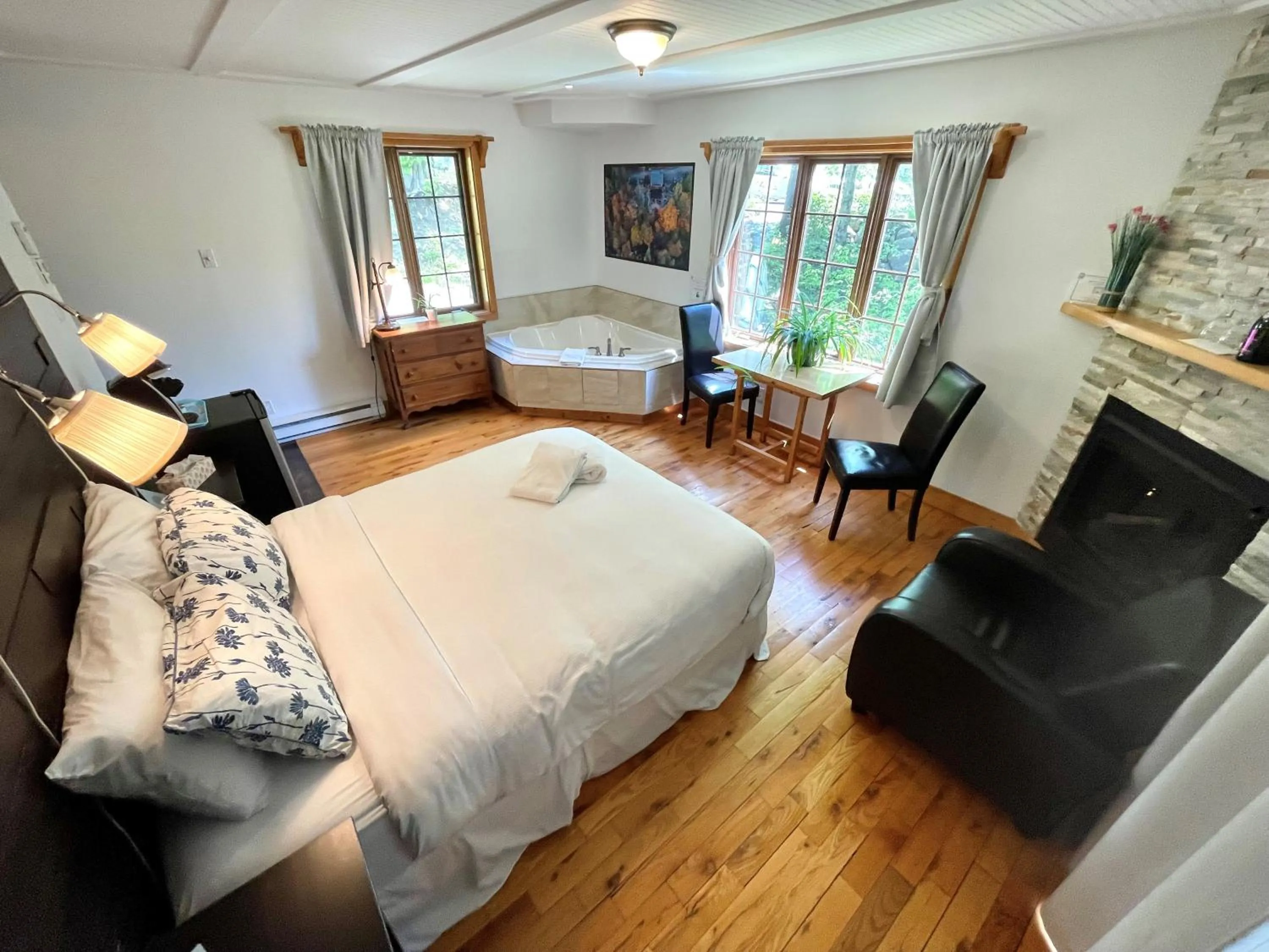 Bed in Auberge Spa & Beaux Reves