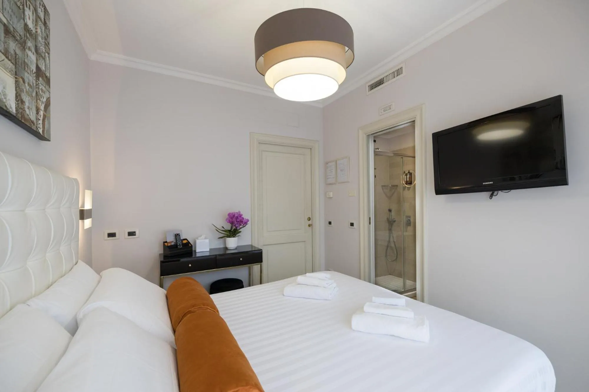 TV and multimedia, Bed in Zaccardi Roof Garden