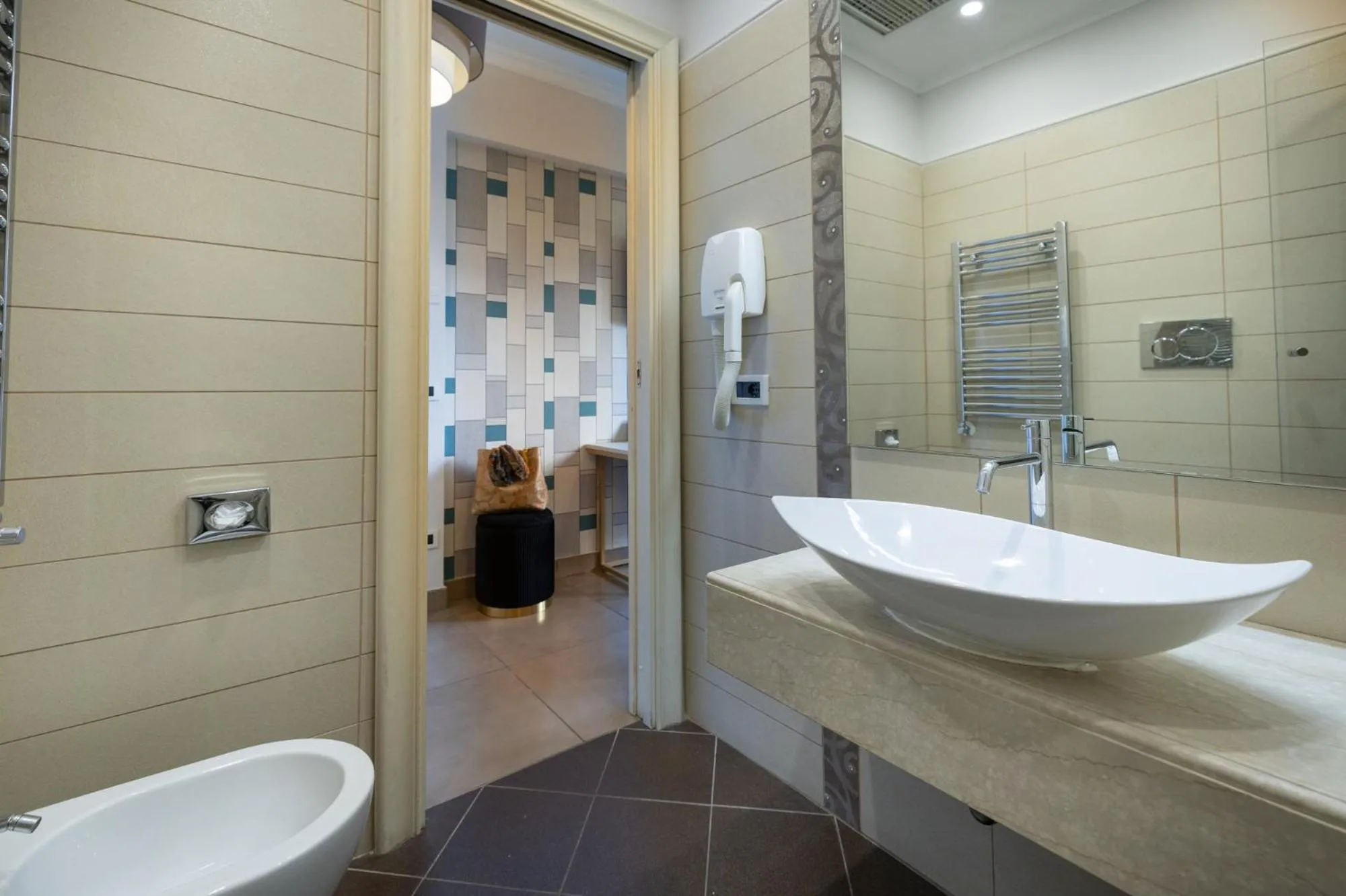 Bathroom in Zaccardi Roof Garden