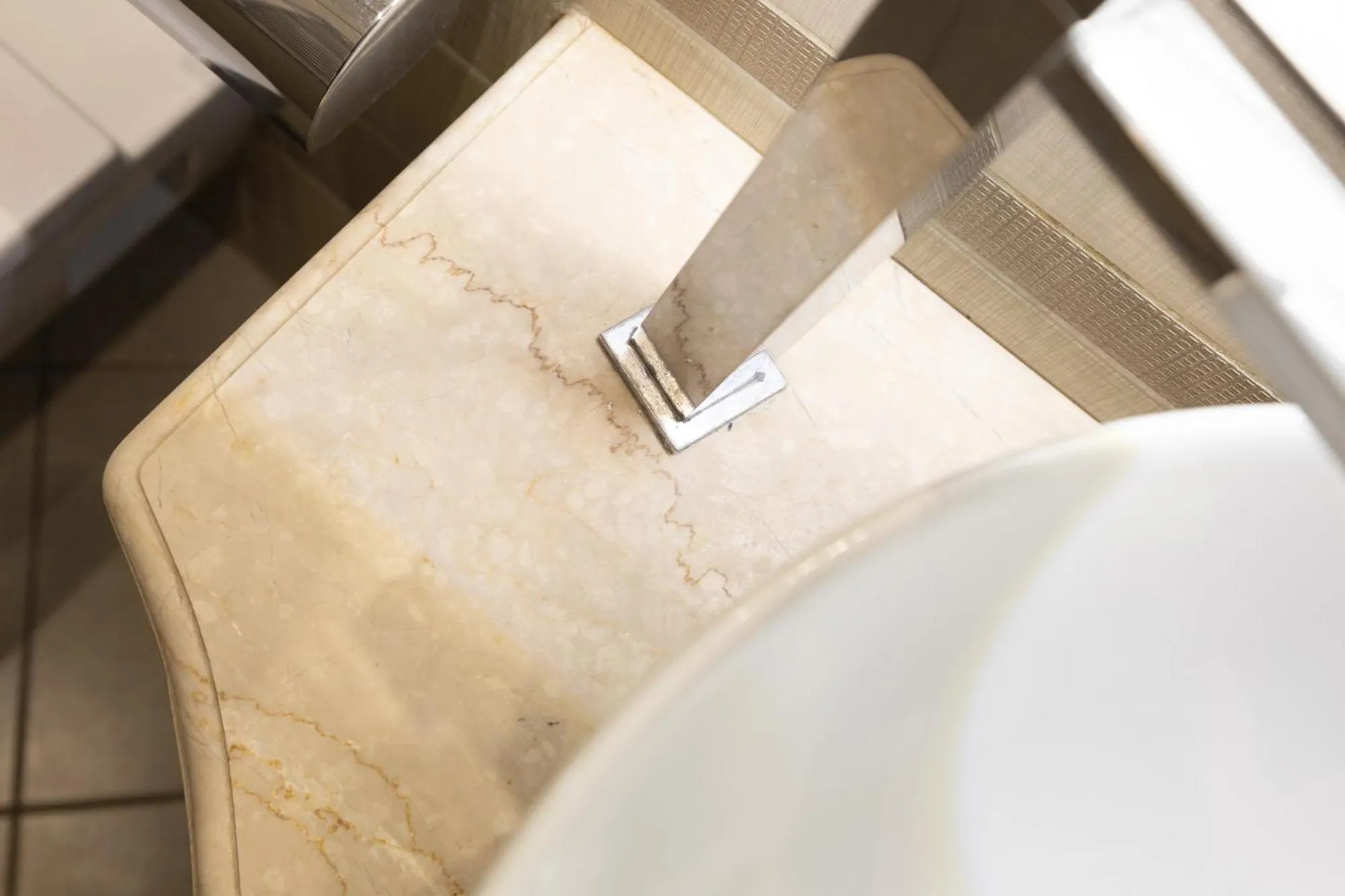 Bathroom in Zaccardi Roof Garden