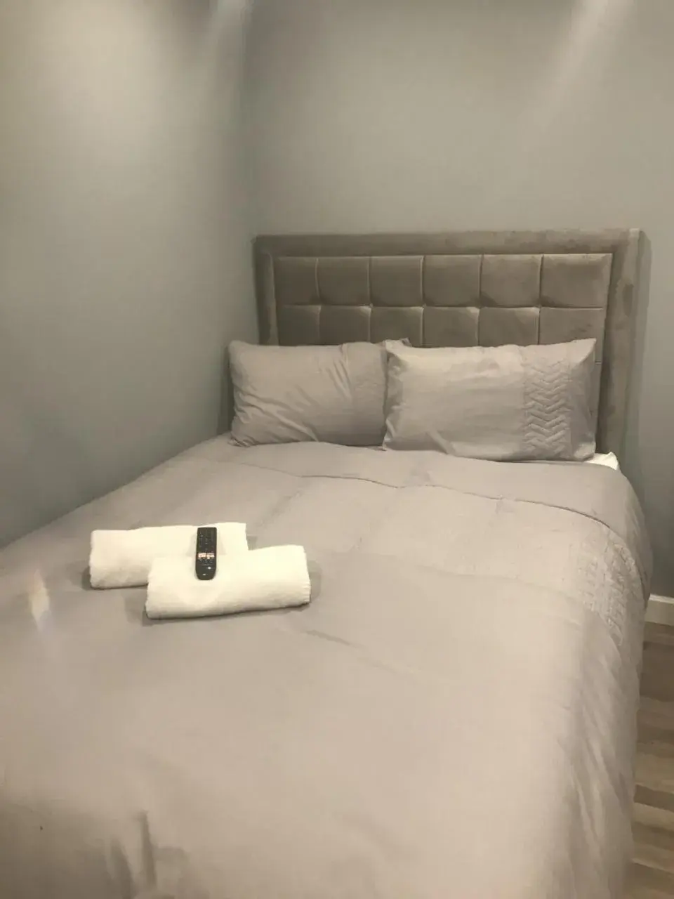 Single Room with Private Bathroom in Brownlows Inn Single Room with Private Bathroom in Brownlows Inn