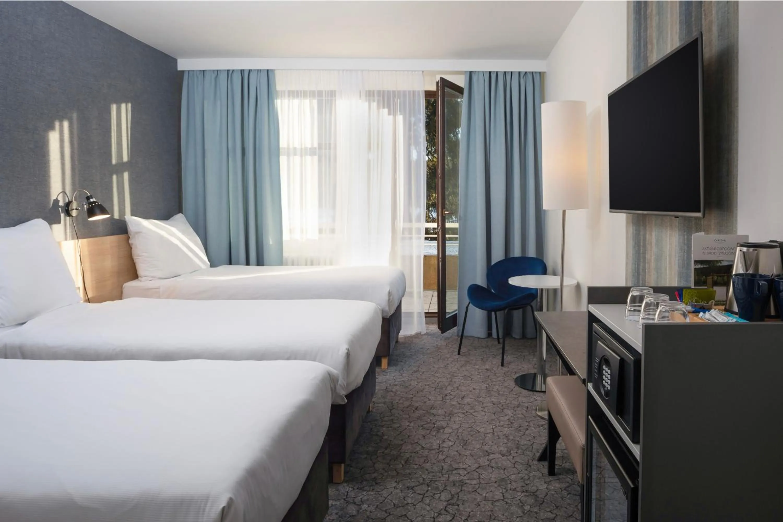 Photo of the whole room, Bed in OREA Resort Devět Skal Vysočina