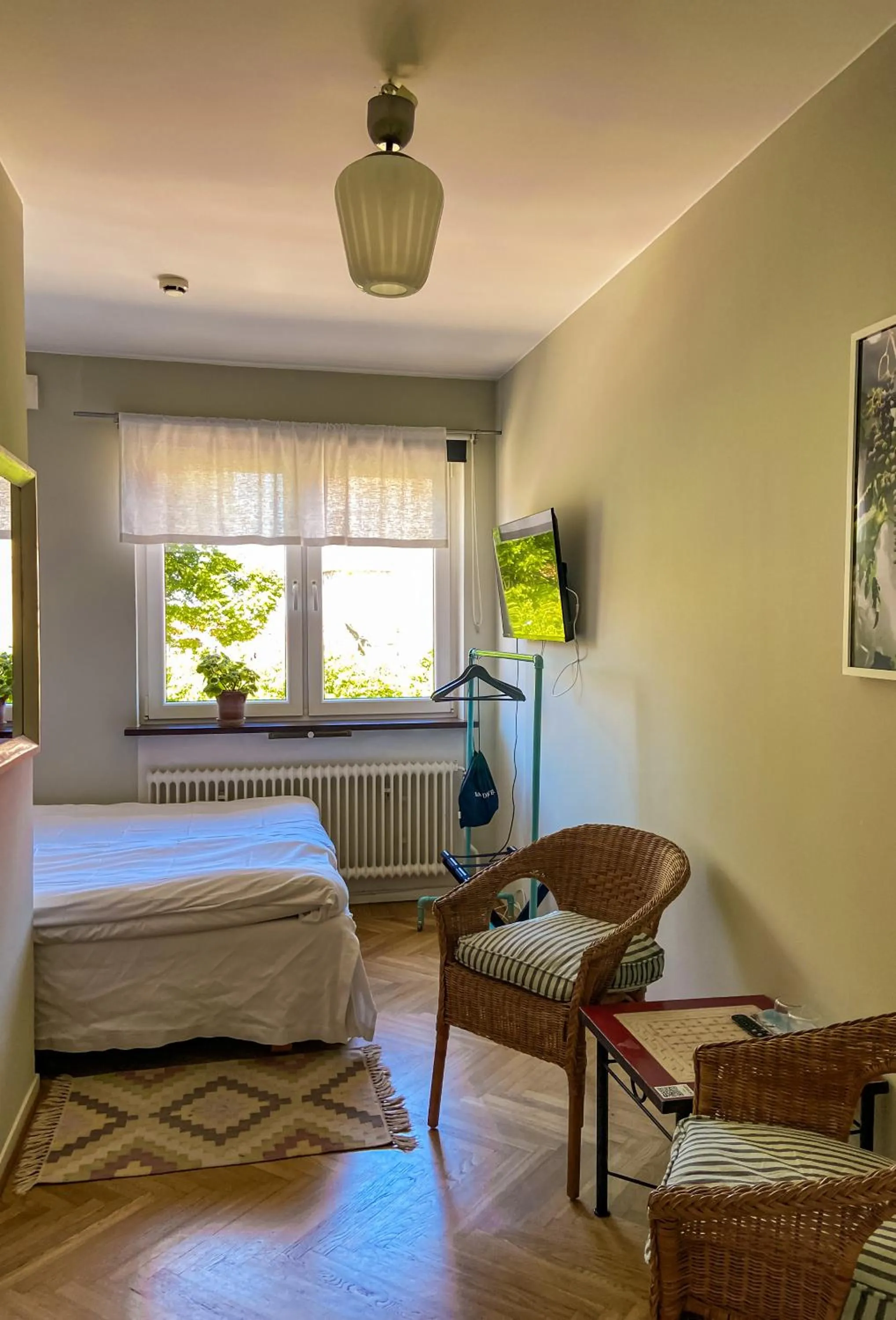 Bed in Gårdens & Apotekarns B&B