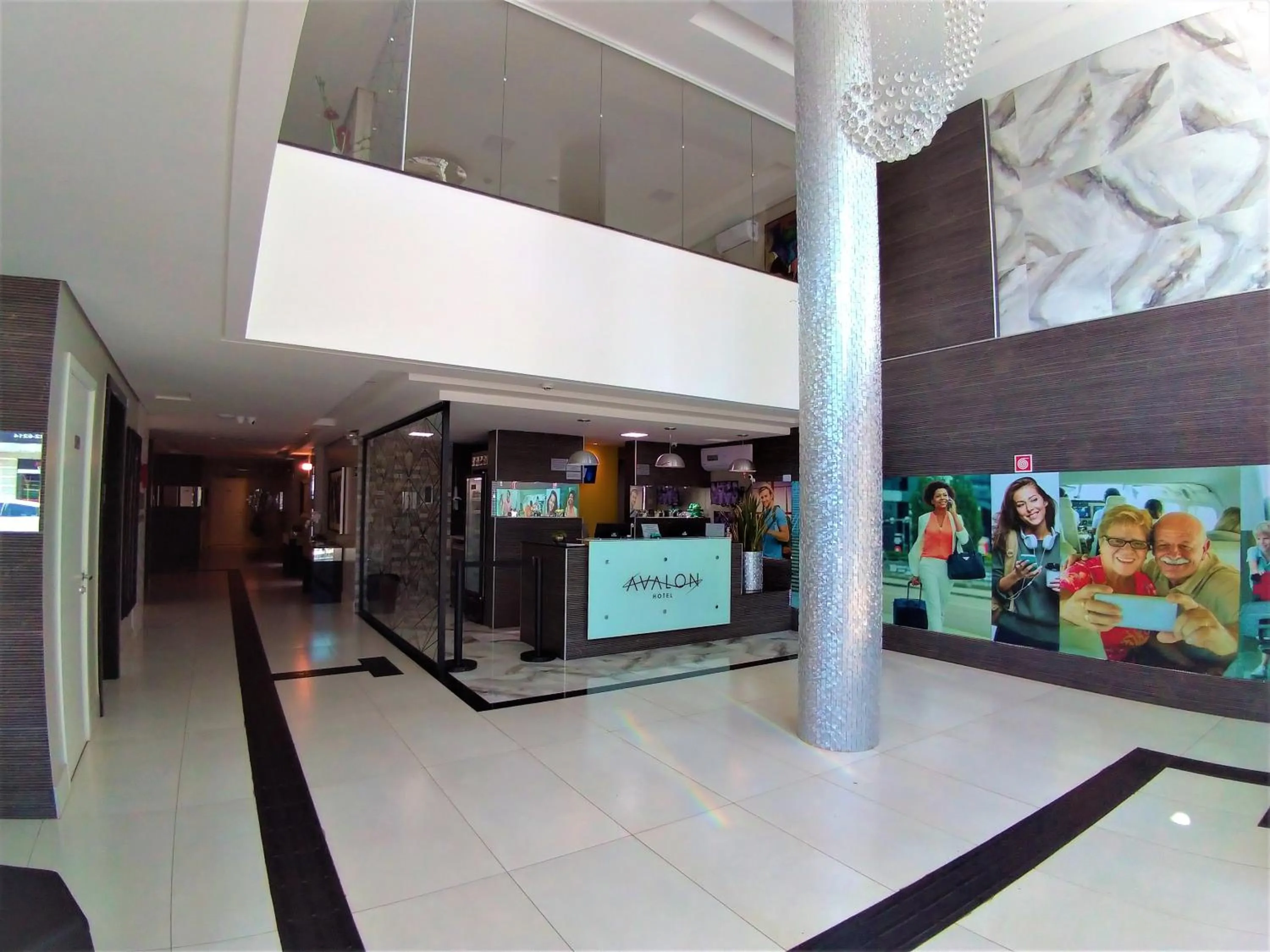 Lobby or reception in Hotel Avalon Maringá Econômico
