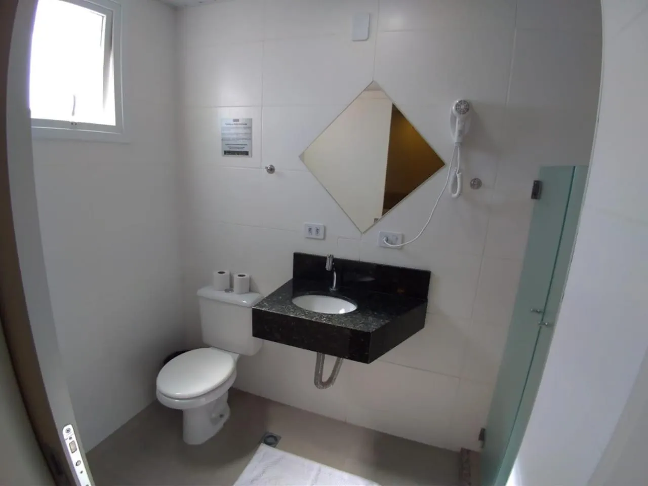 Bathroom in Hotel Avalon Maringá Econômico