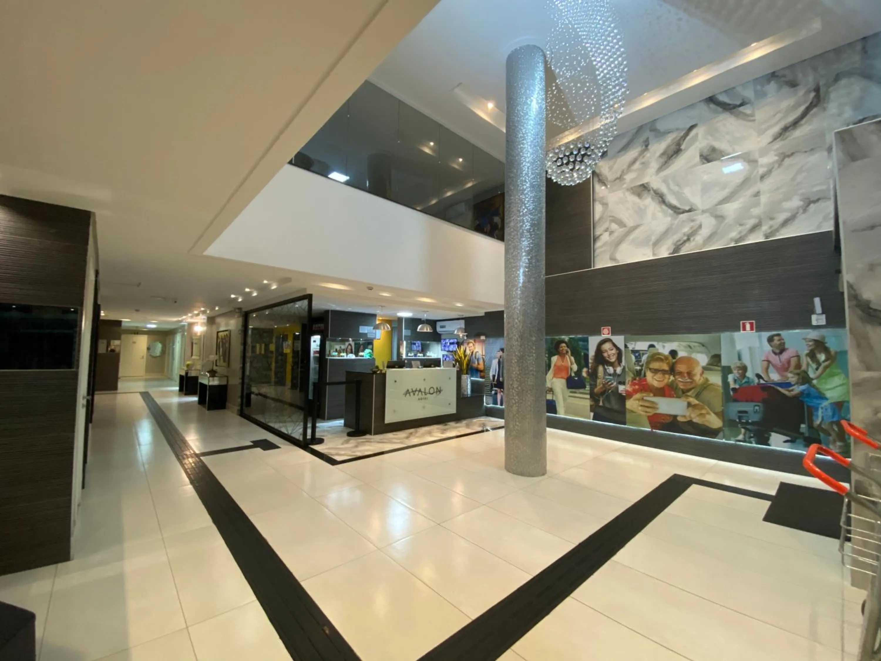 Lobby or reception in Hotel Avalon Maringá Econômico