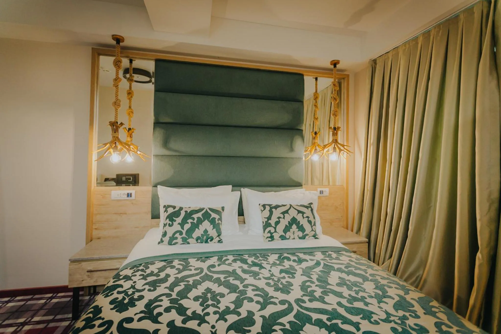 Bed in Lostrita - Pastravarie, Hotel & SPA