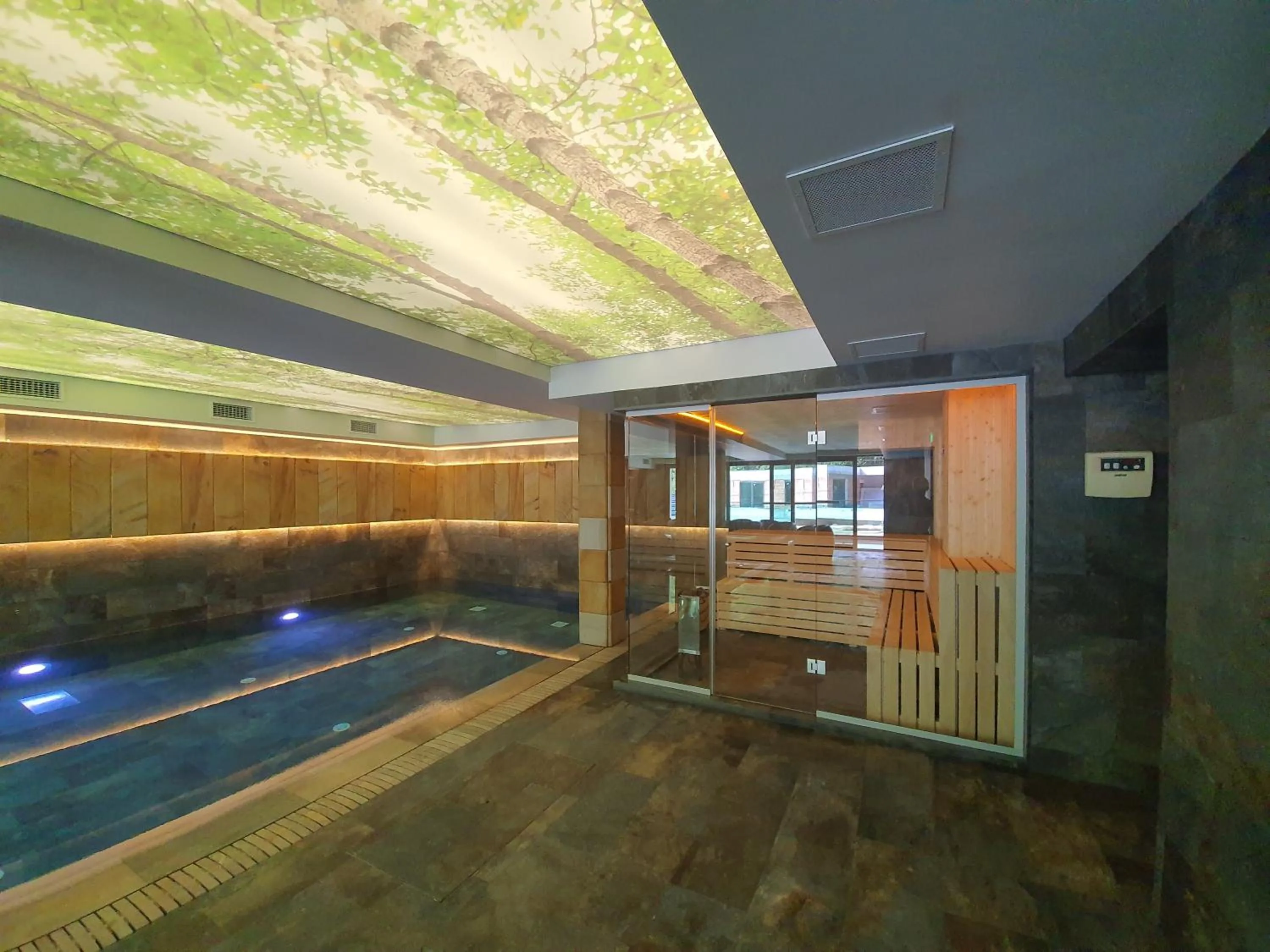 Lostrita - Pastravarie, Hotel & SPA