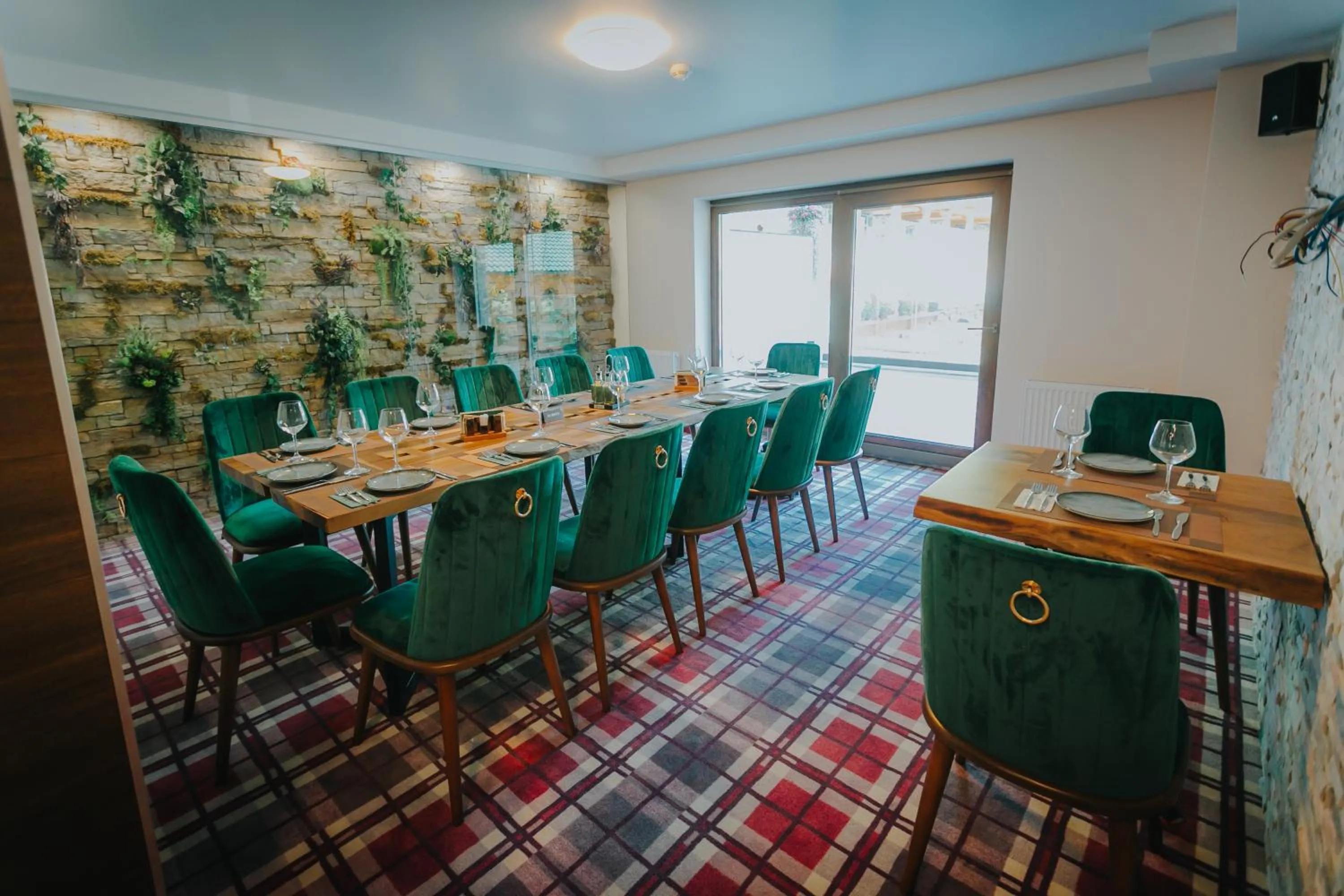 Lostrita - Pastravarie, Hotel & SPA