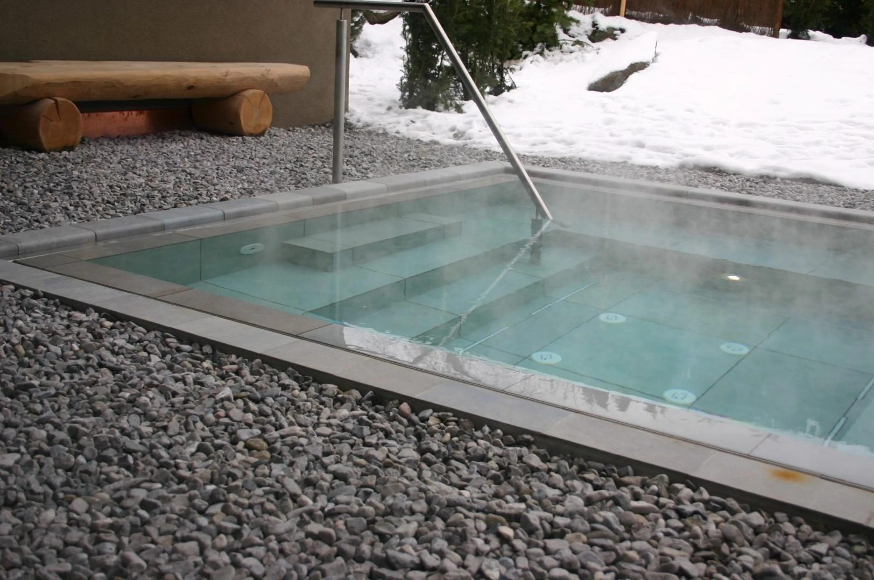 Swimming pool in MONTAFONLodge