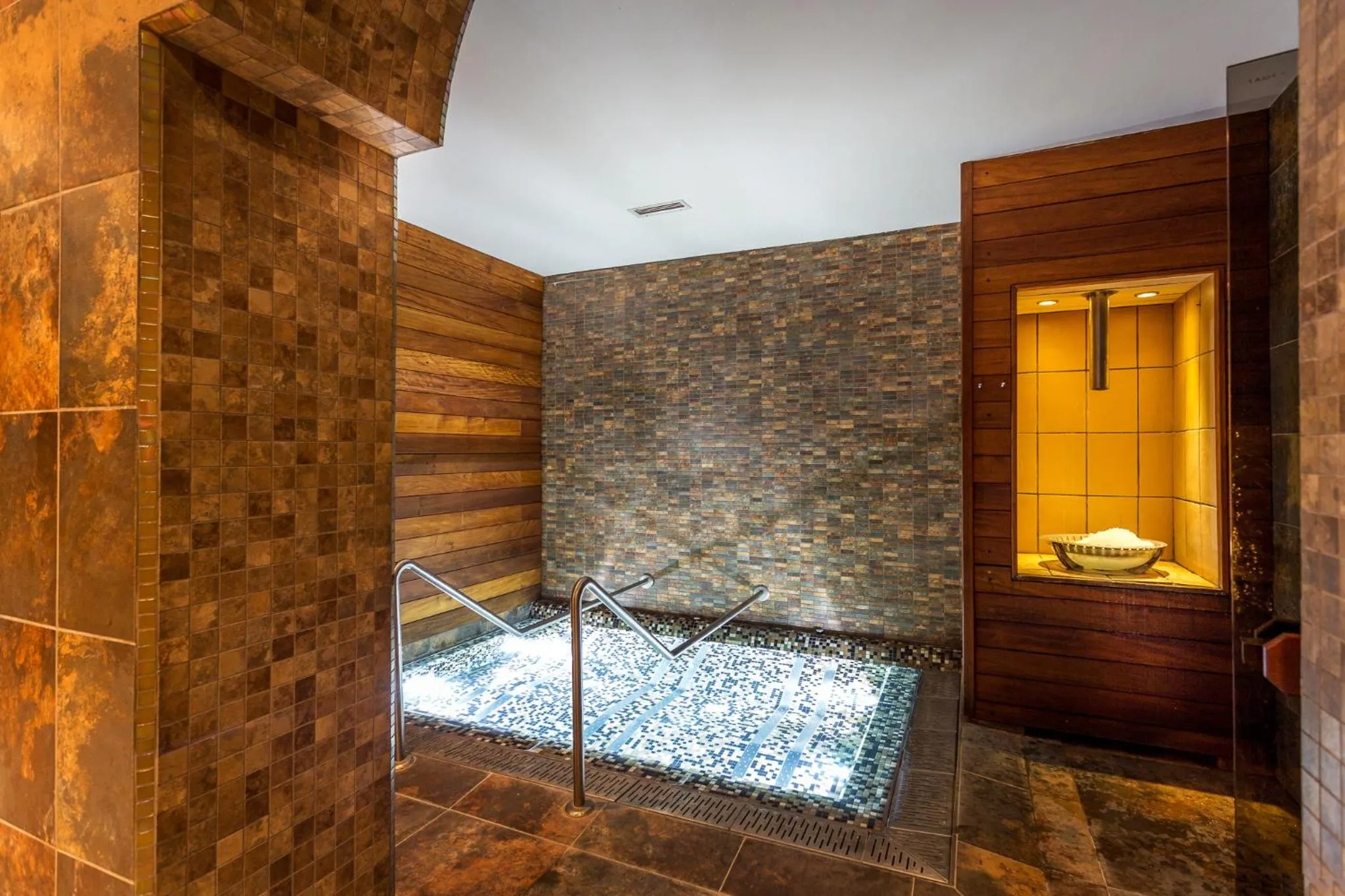 Massage in Thracian Cliffs Golf & Beach Resort