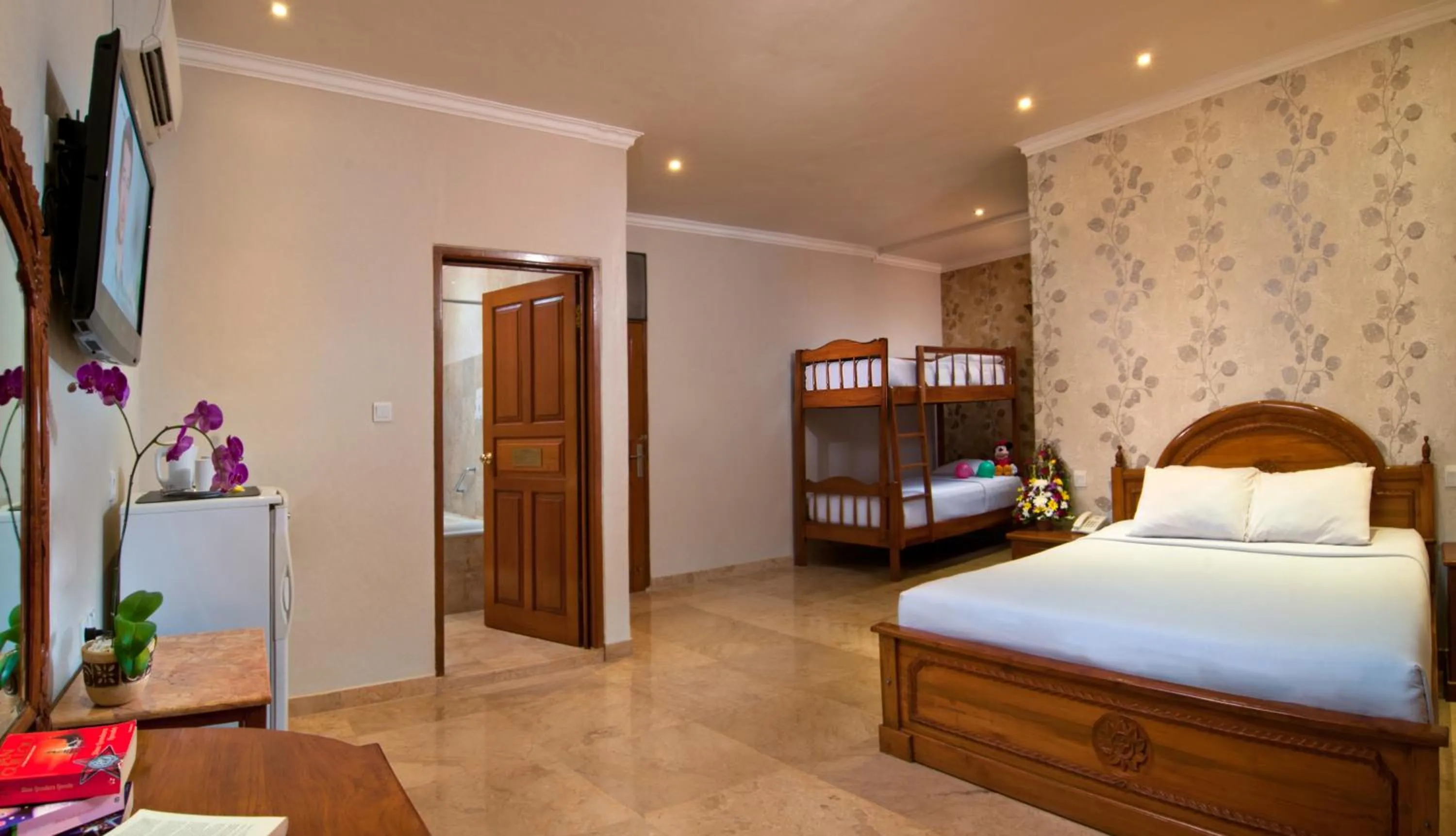 View (from property/room), Bed in Green Garden Hotel