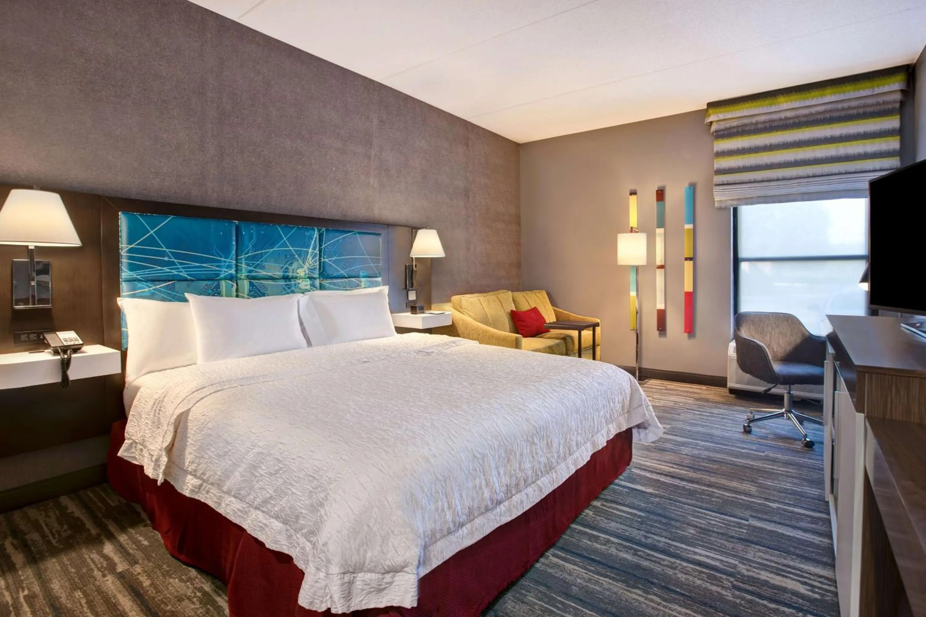 Bed in Hampton Inn Olive Branch