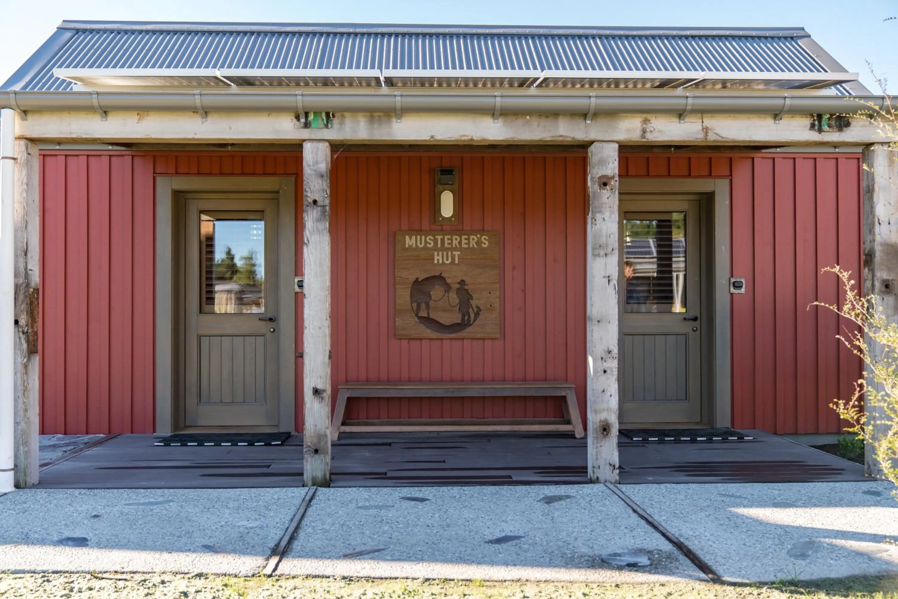 Facade/entrance in Headwaters Glenorchy Eco Lodge