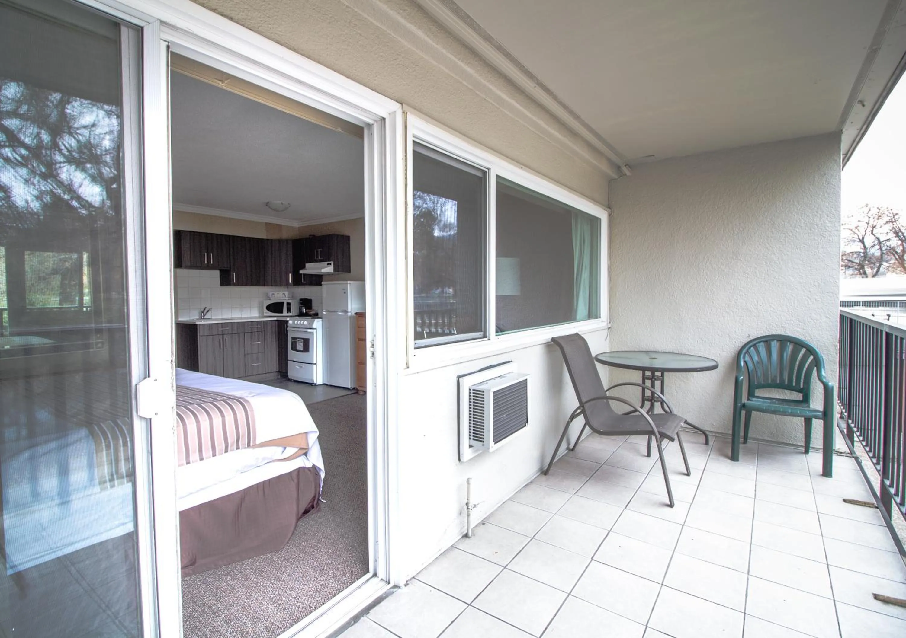 Okanagan Royal Park Inn by Elevate Rooms