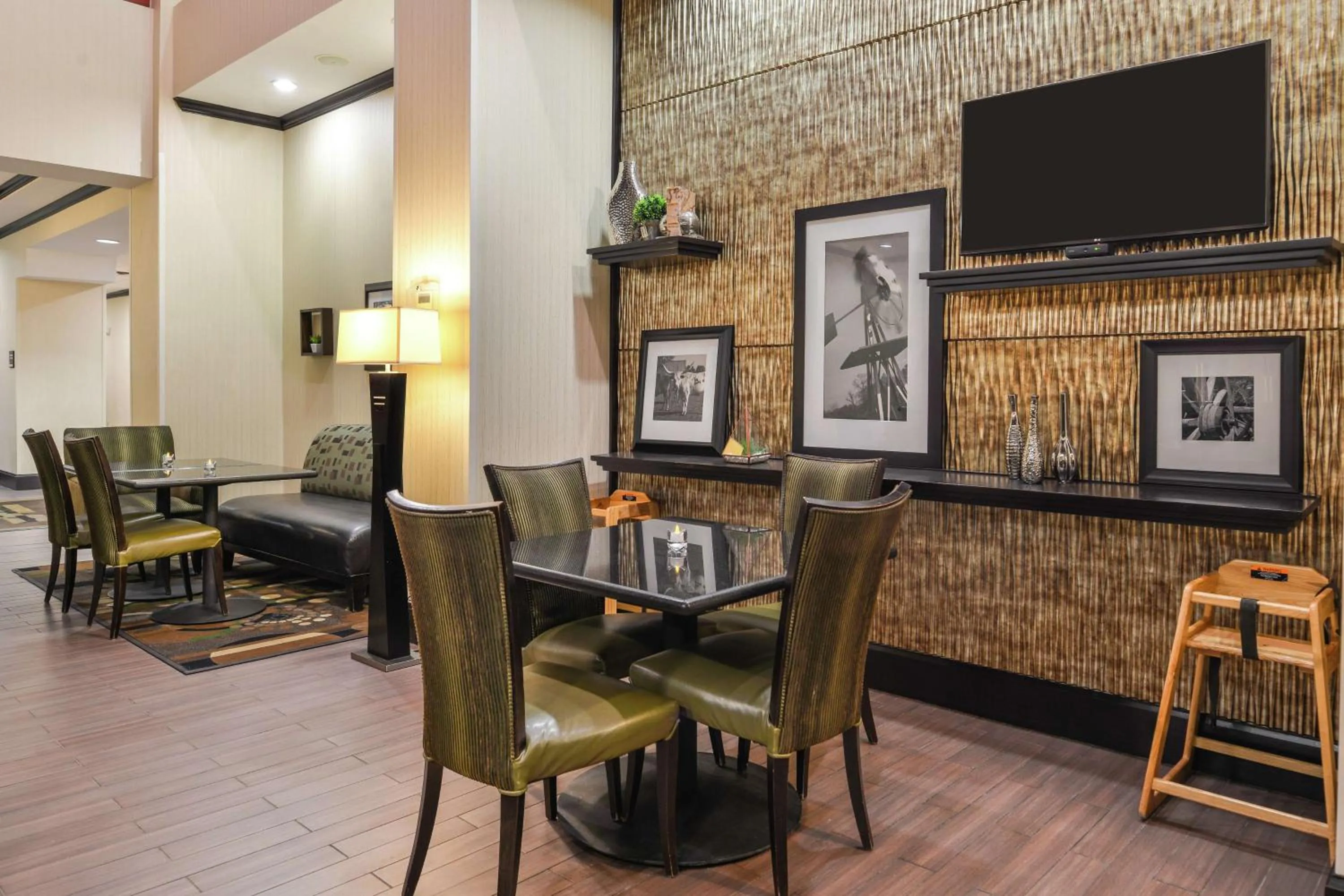 Breakfast in Hampton Inn & Suites Big Spring