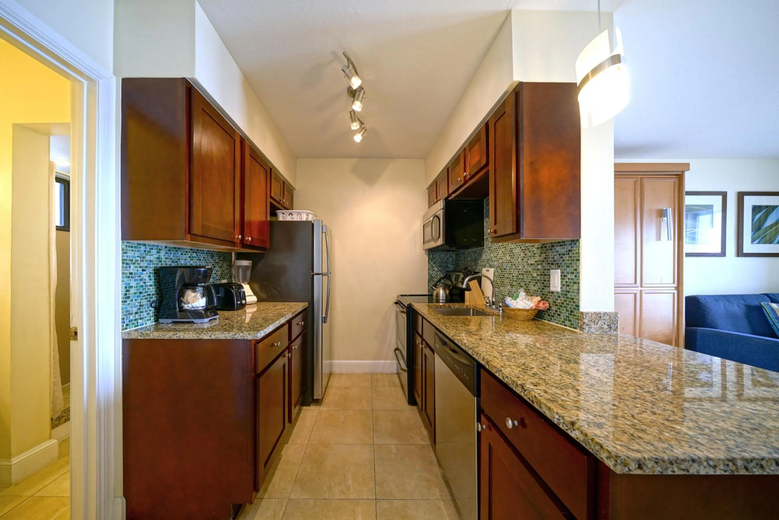 Kitchen or kitchenette in La Costa Beach Club