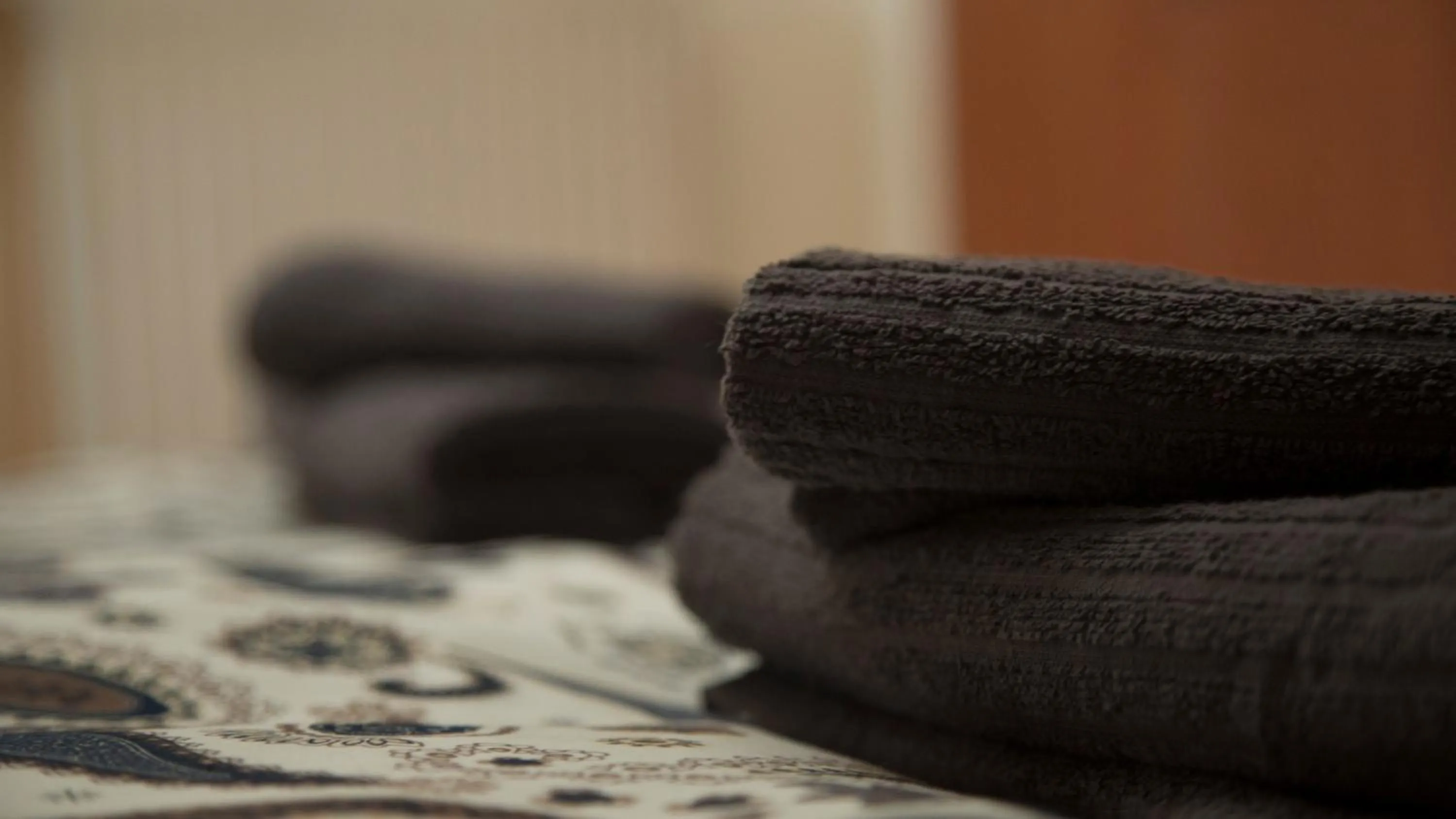 Decorative detail, Bed in Luxury City Center Apartment