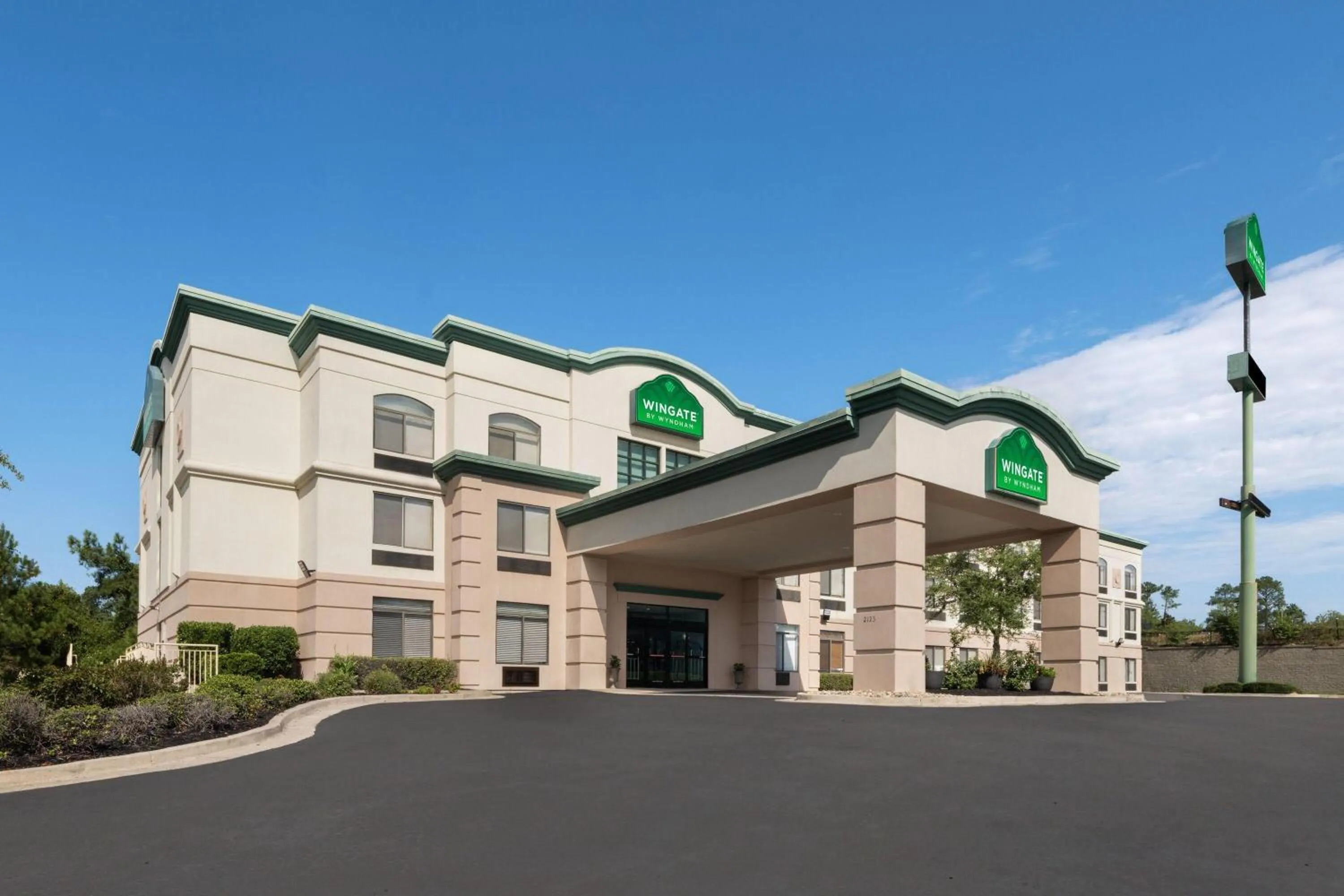 Property building in Wingate by Wyndham Augusta Fort Eisenhower