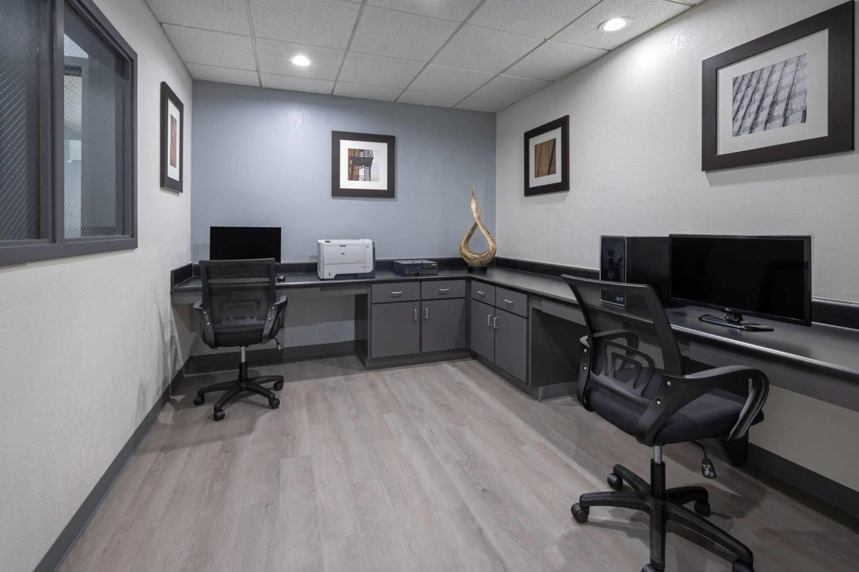 Business facilities in Wingate by Wyndham Augusta Fort Eisenhower