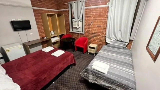 Bed in Heritage Hotel Rockhampton