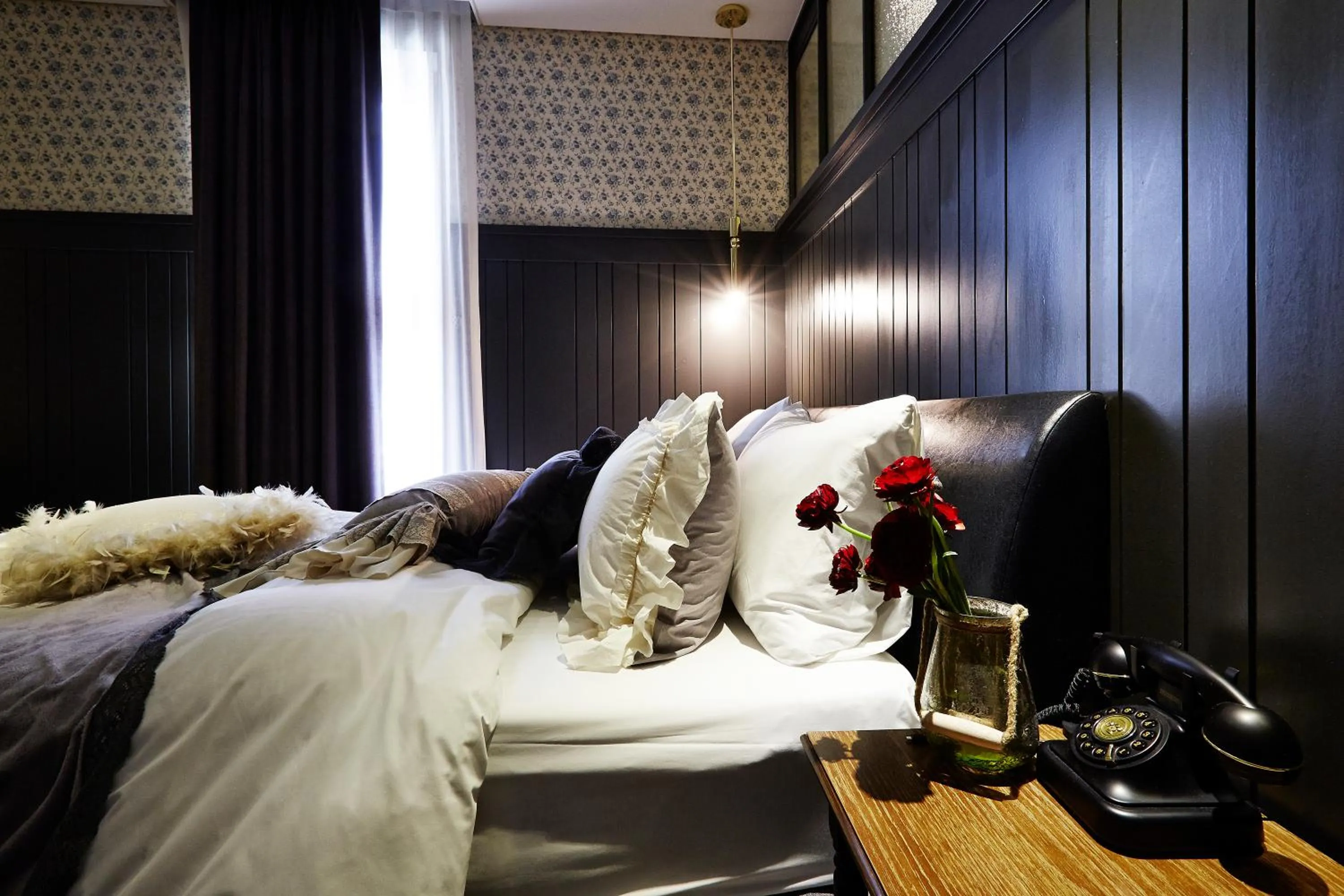 Bedroom, Bed in Roseto Hotel