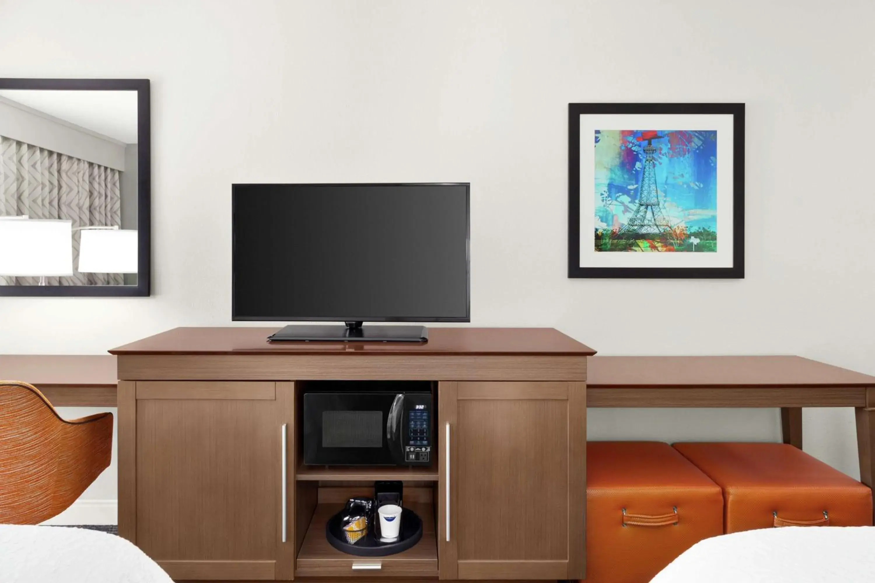 Room with Two Queen Beds - Non-Smoking in Hampton Inn Paris Room with Two Queen Beds - Non-Smoking in Hampton Inn Paris