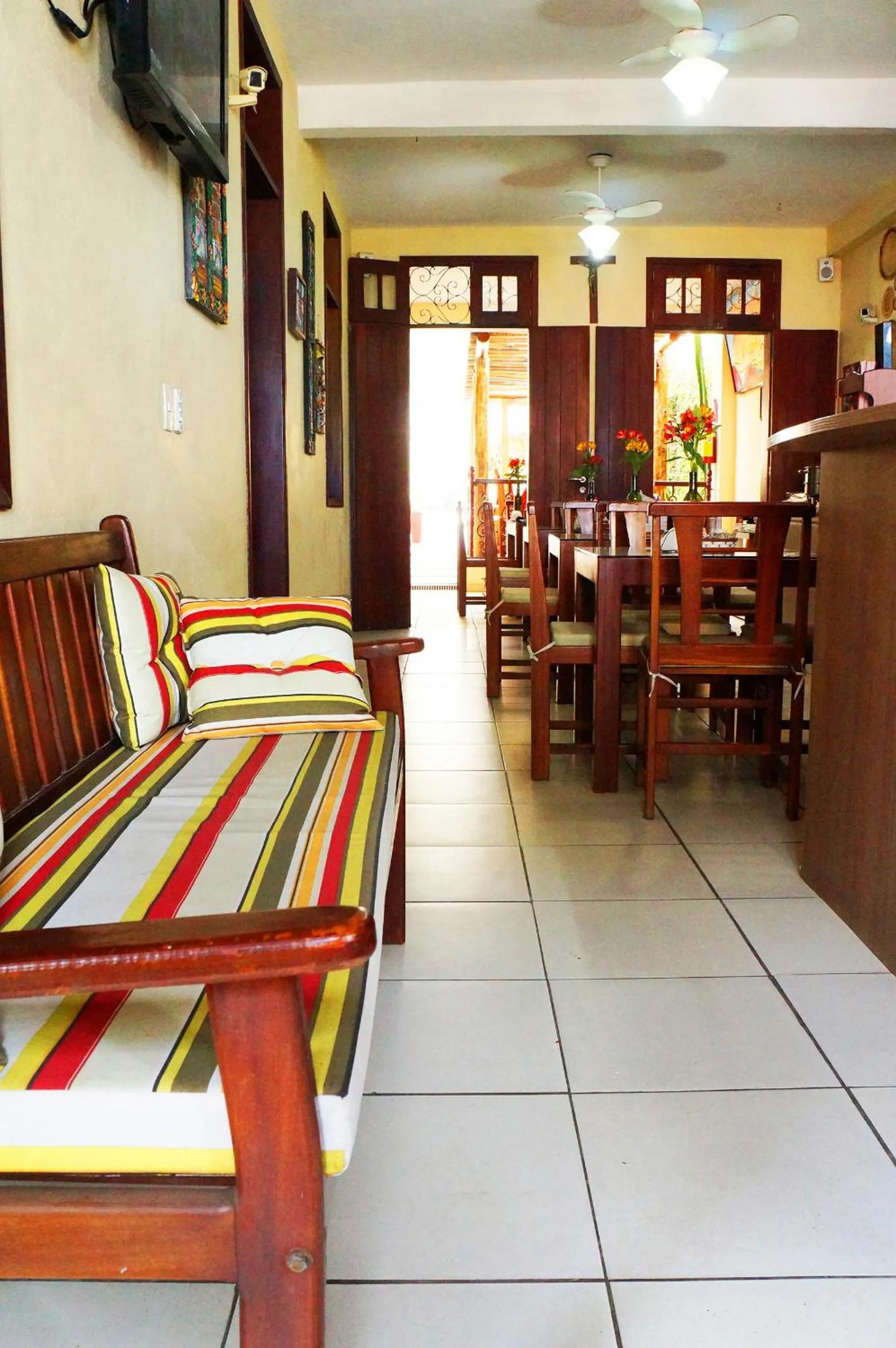 Communal lounge/ TV room in Pousada Baobá e SPA