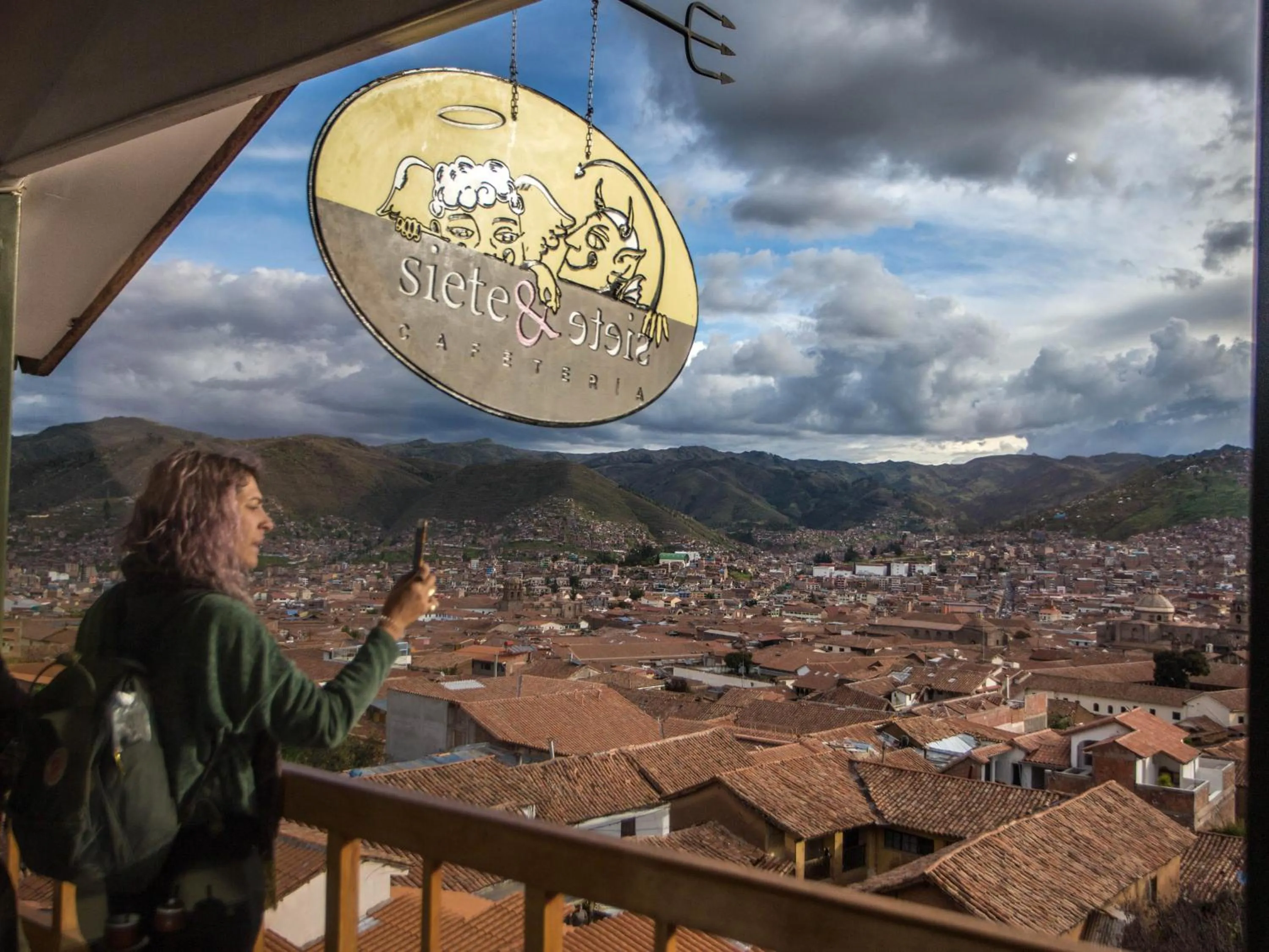 Restaurant/places to eat in Eco-Hotel Pension Alemana