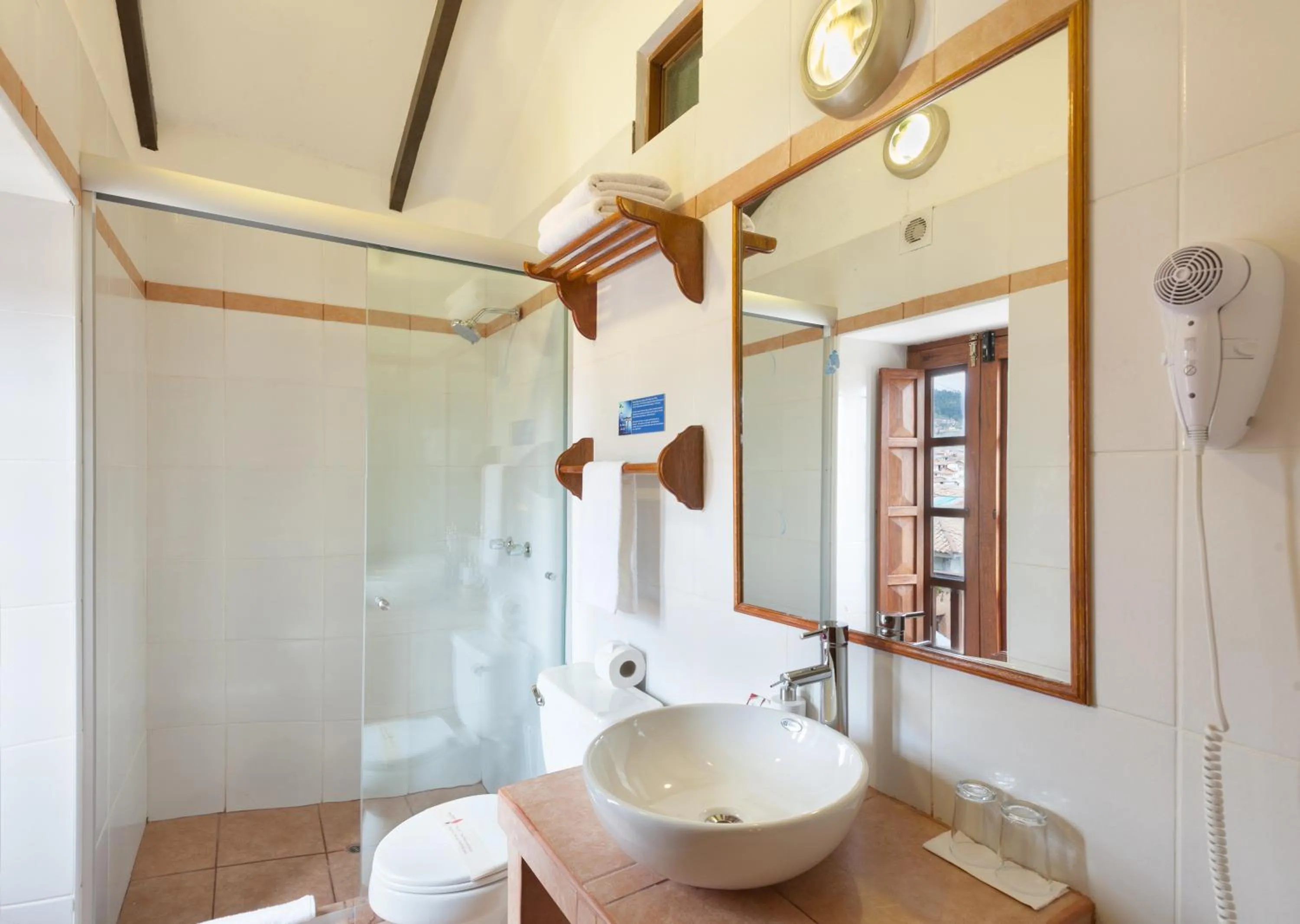 Bathroom in Eco-Hotel Pension Alemana