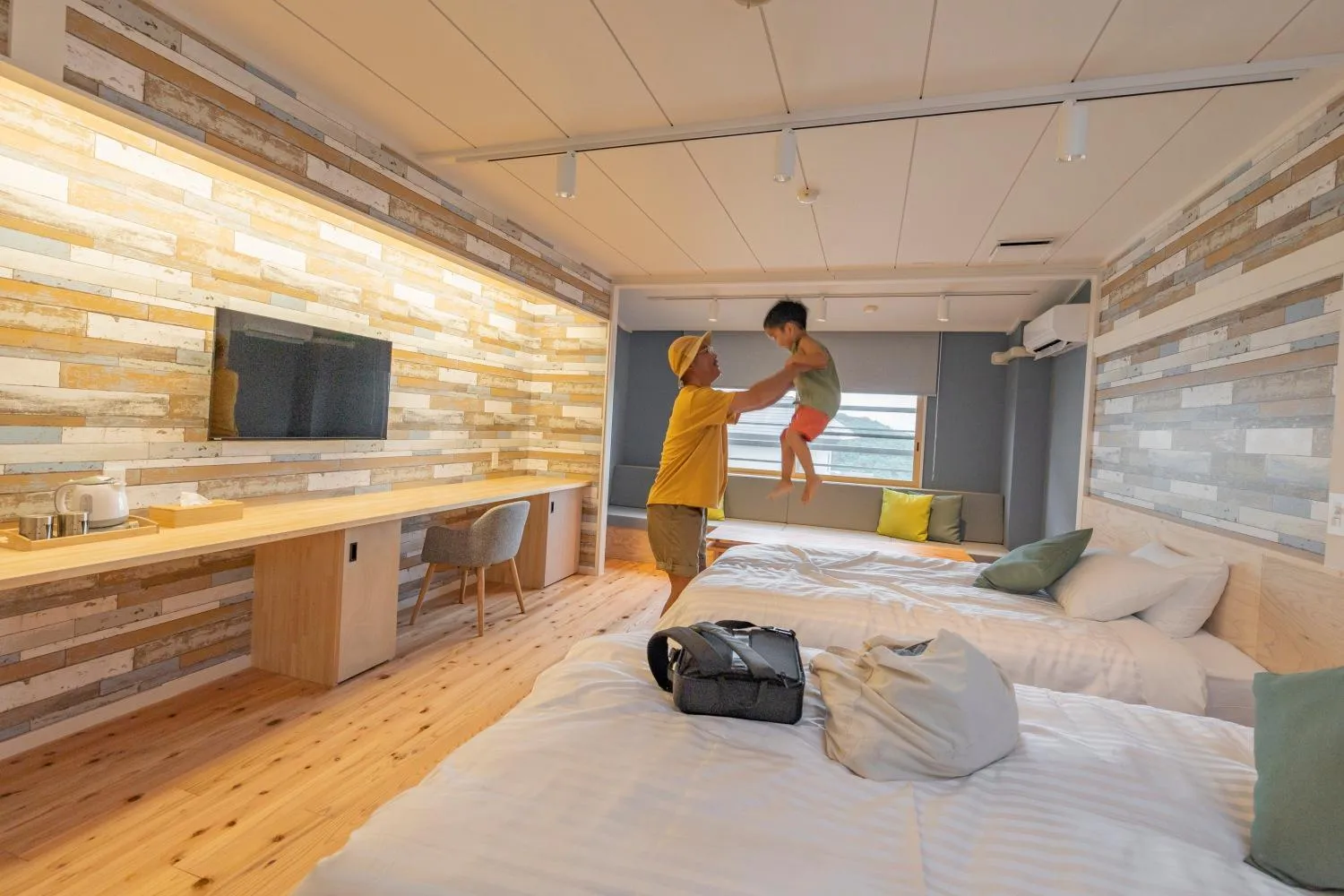 Bed in mt. inn(マウントイン）