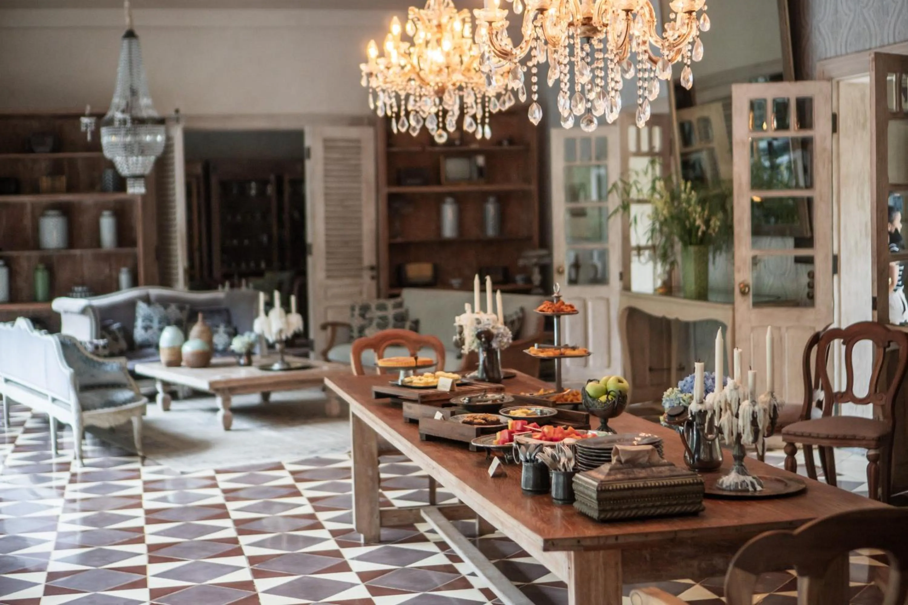 Restaurant/places to eat in Balquisse Heritage Hotel