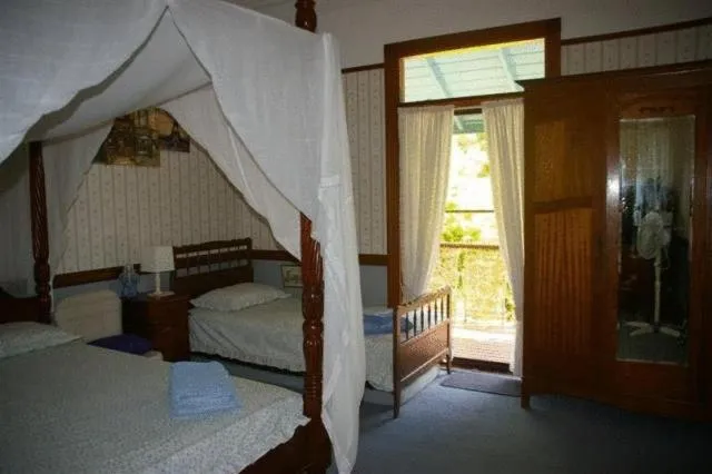 Bed in Riviera Bed & Breakfast