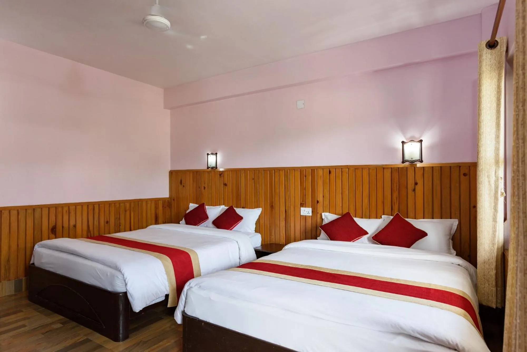 Bed in Hotel Monalisa Chitwan