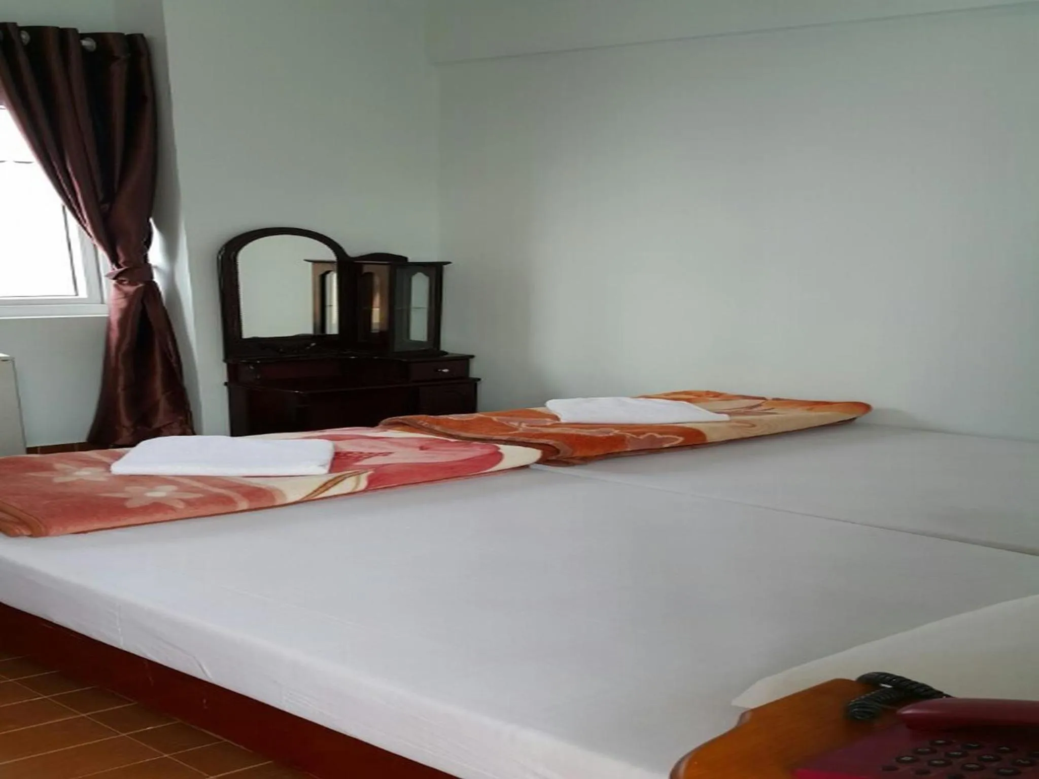 bunk bed, Bed in Binh Duong 2 Hotel