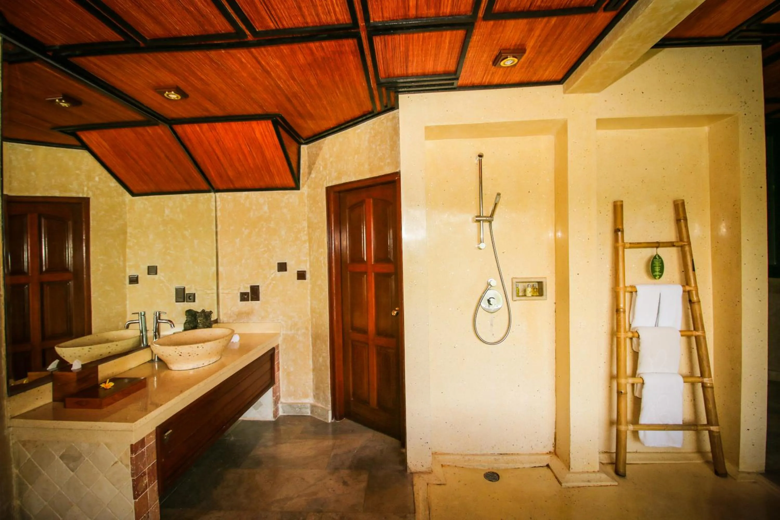Shower in Kupu Kupu Barong Villas and Tree Spa by L’OCCITANE