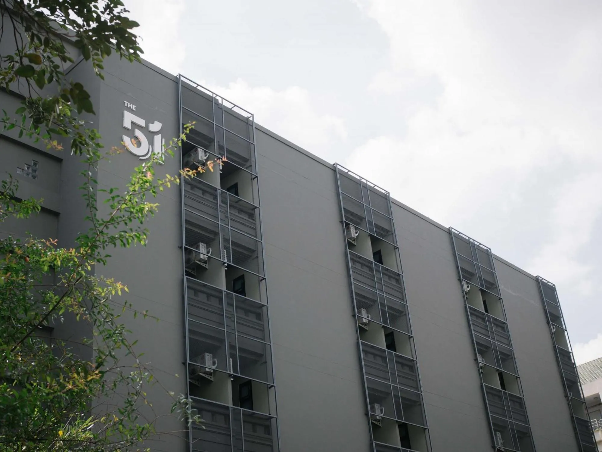 Facade/entrance in The51Hometel