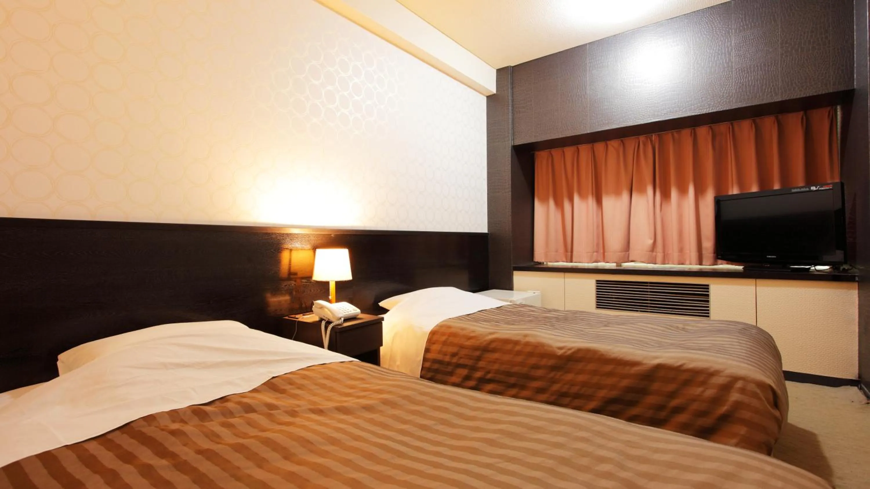 Bed in Atami New Fujiya Hotel