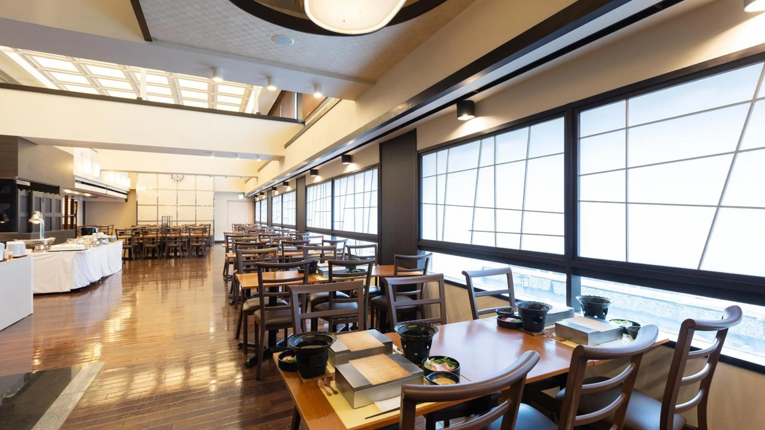 Restaurant/places to eat in Atami Season Hotel