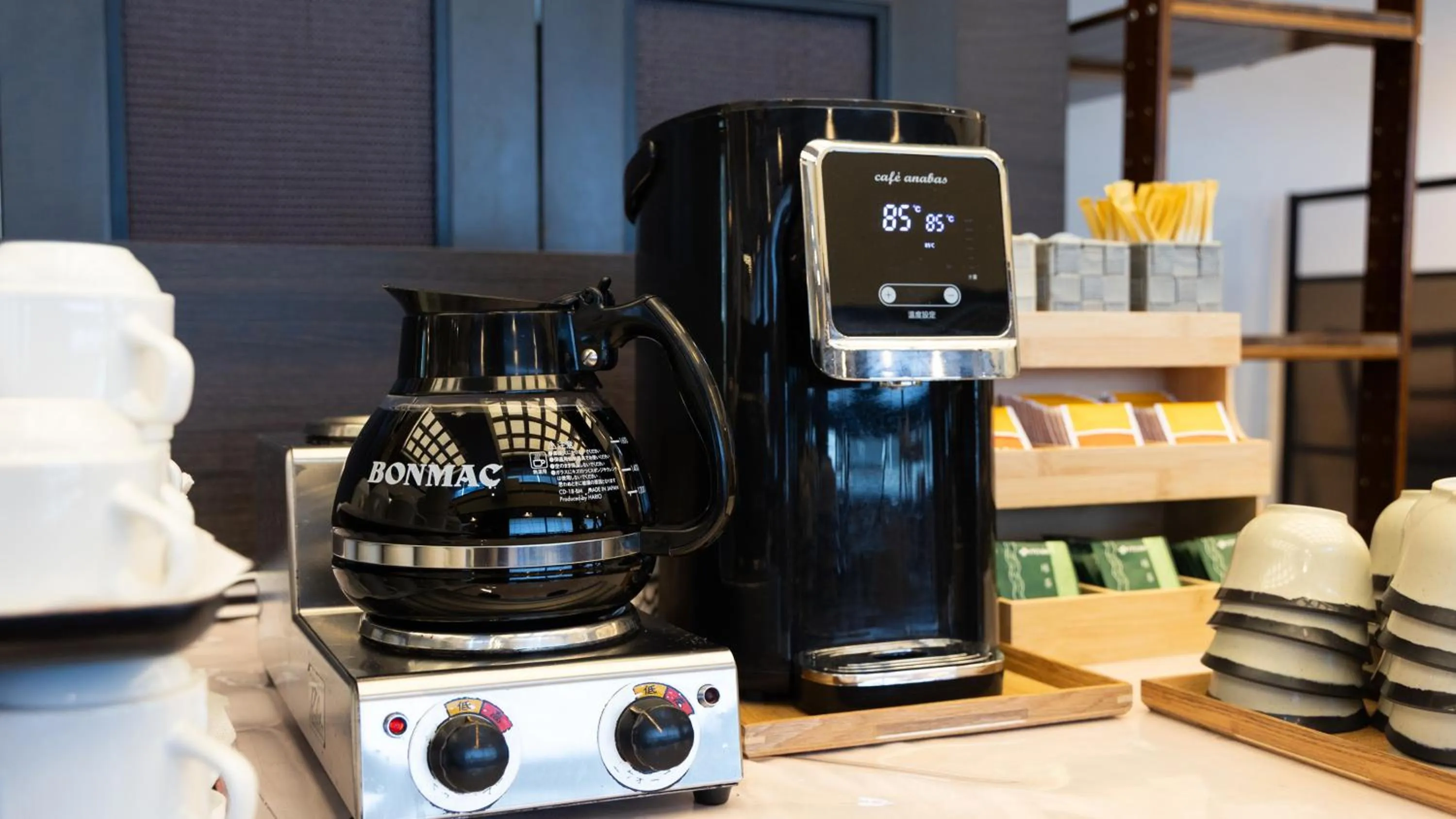 Restaurant/places to eat in Atami Season Hotel