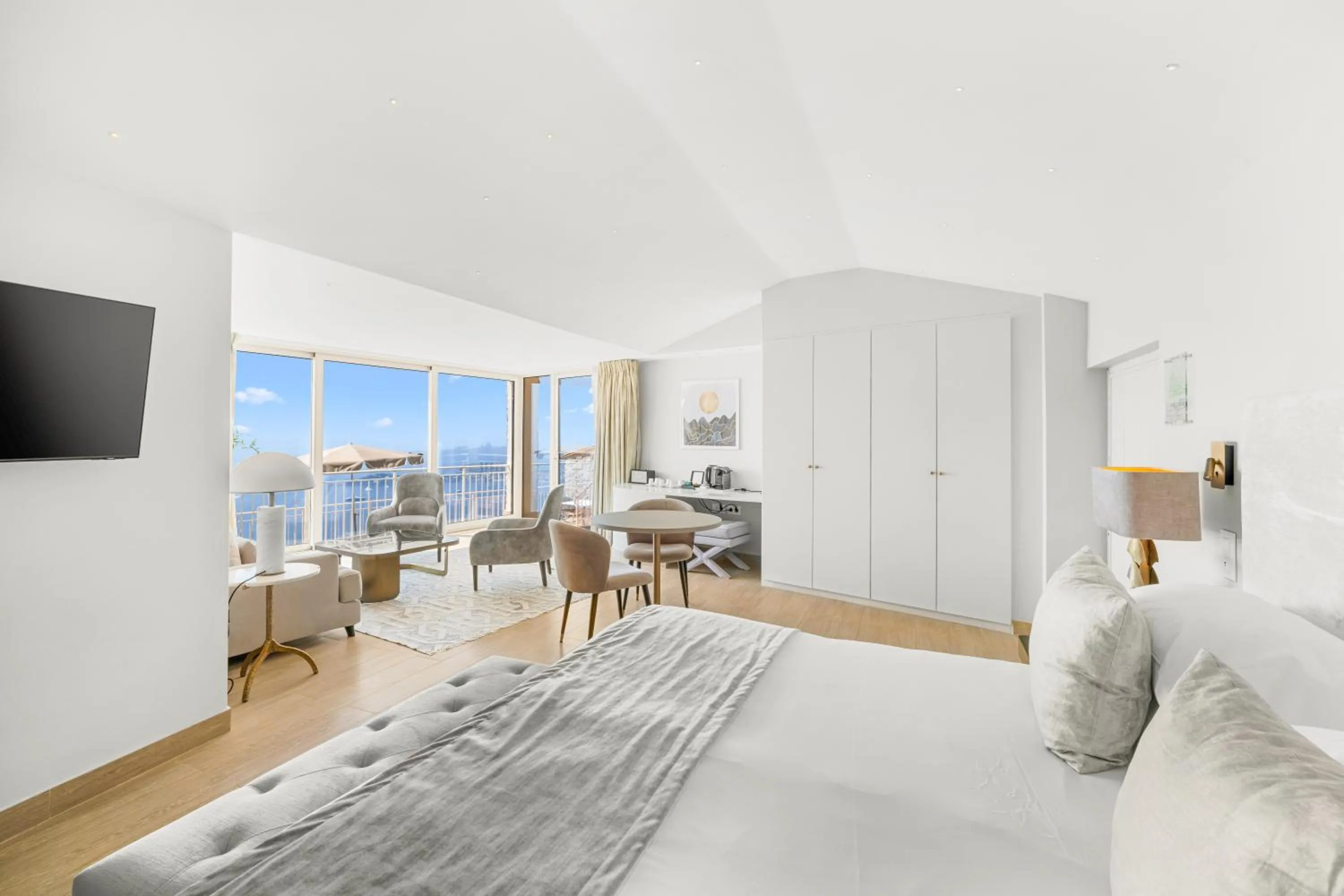 Bed in La Chèvre d'Or