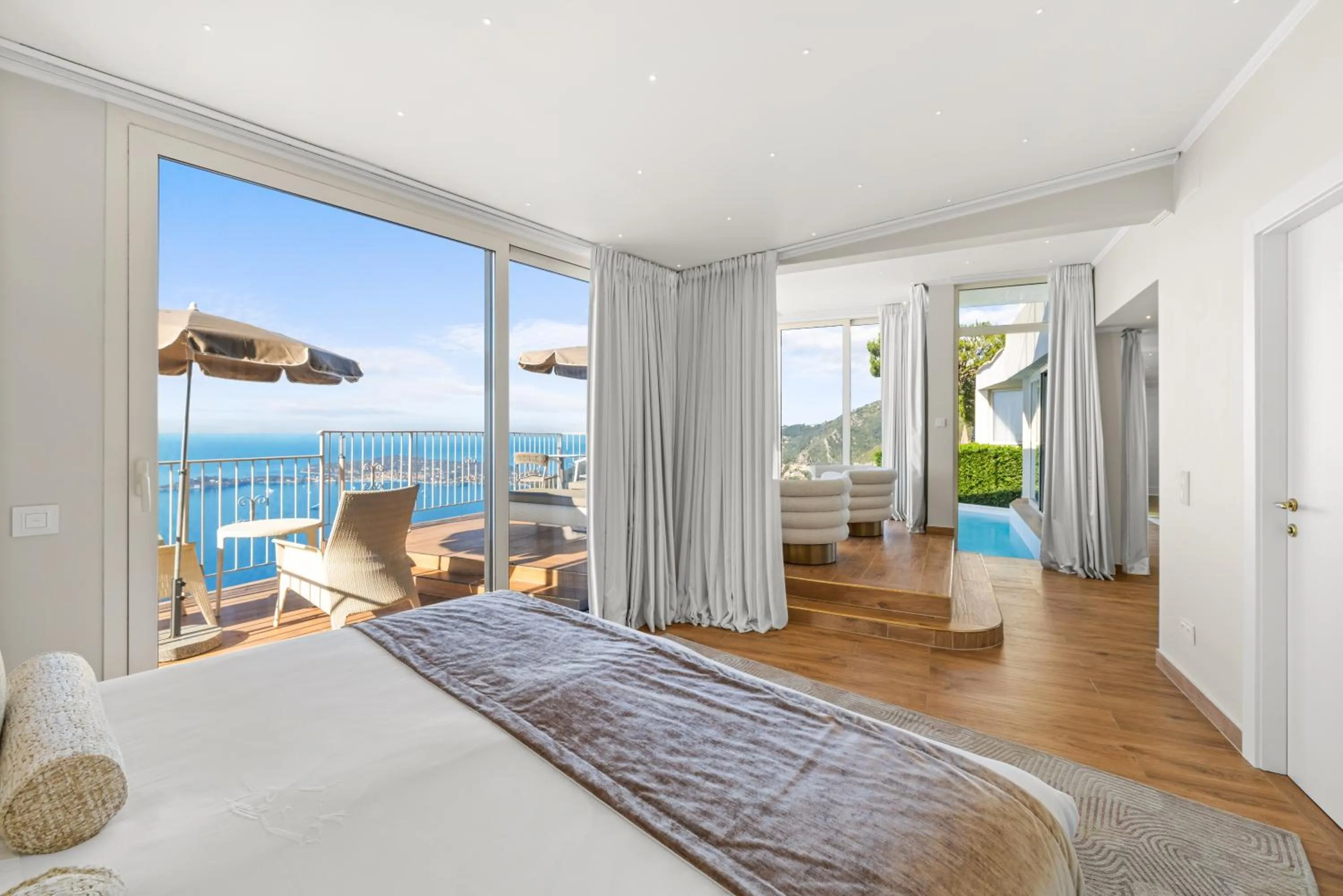 Bed in La Chèvre d'Or