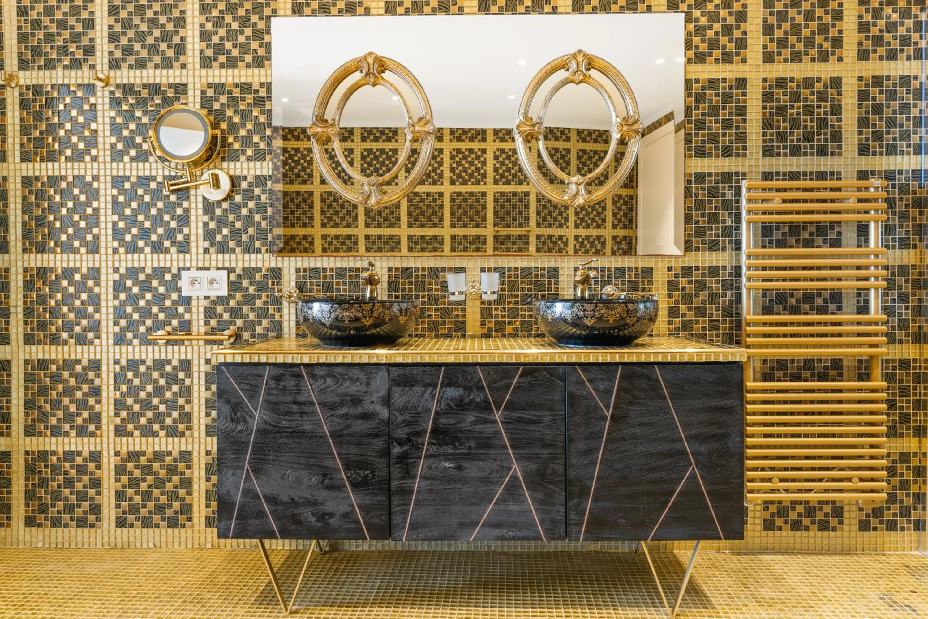 Bathroom in La Chèvre d'Or