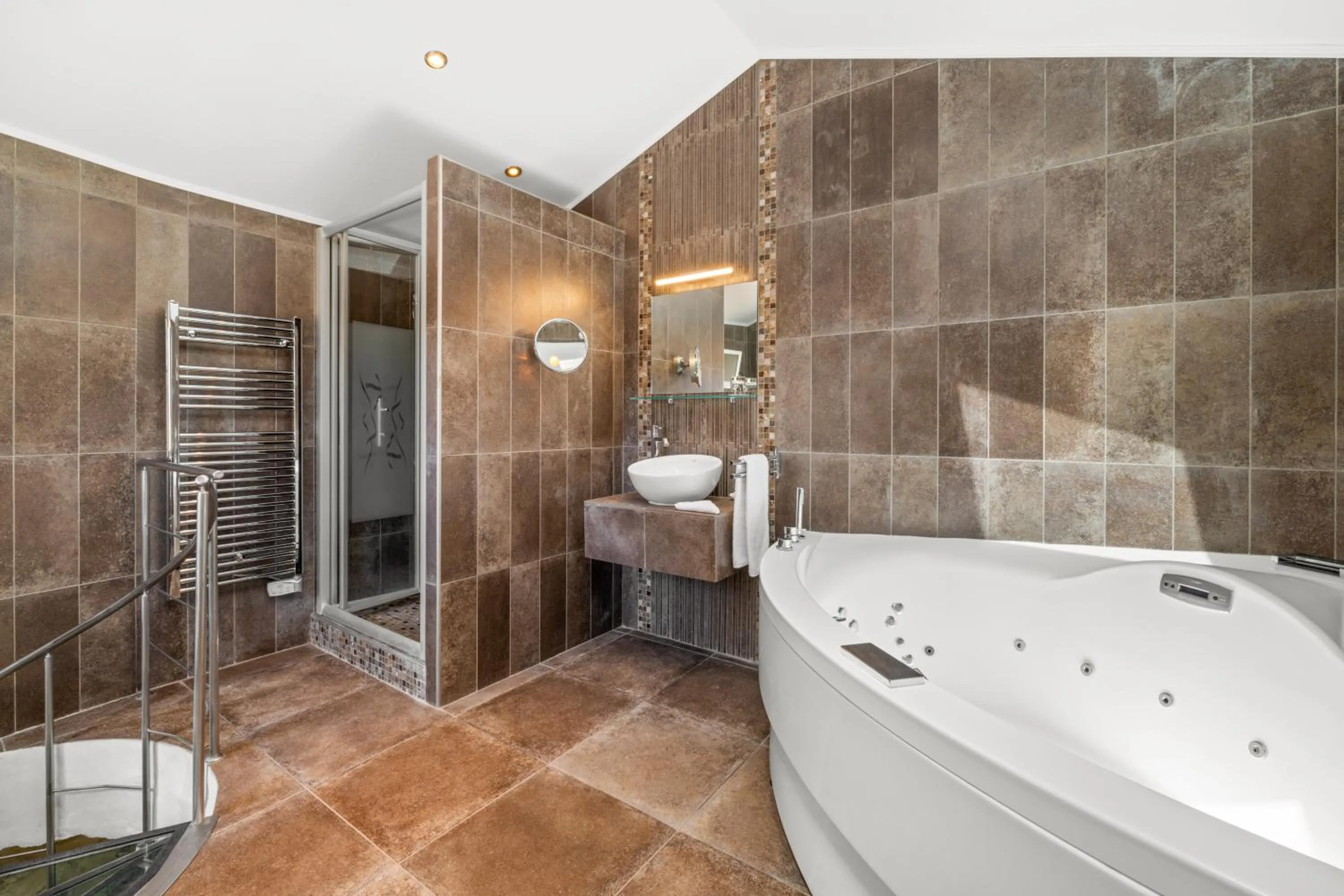 Bathroom in La Chèvre d'Or