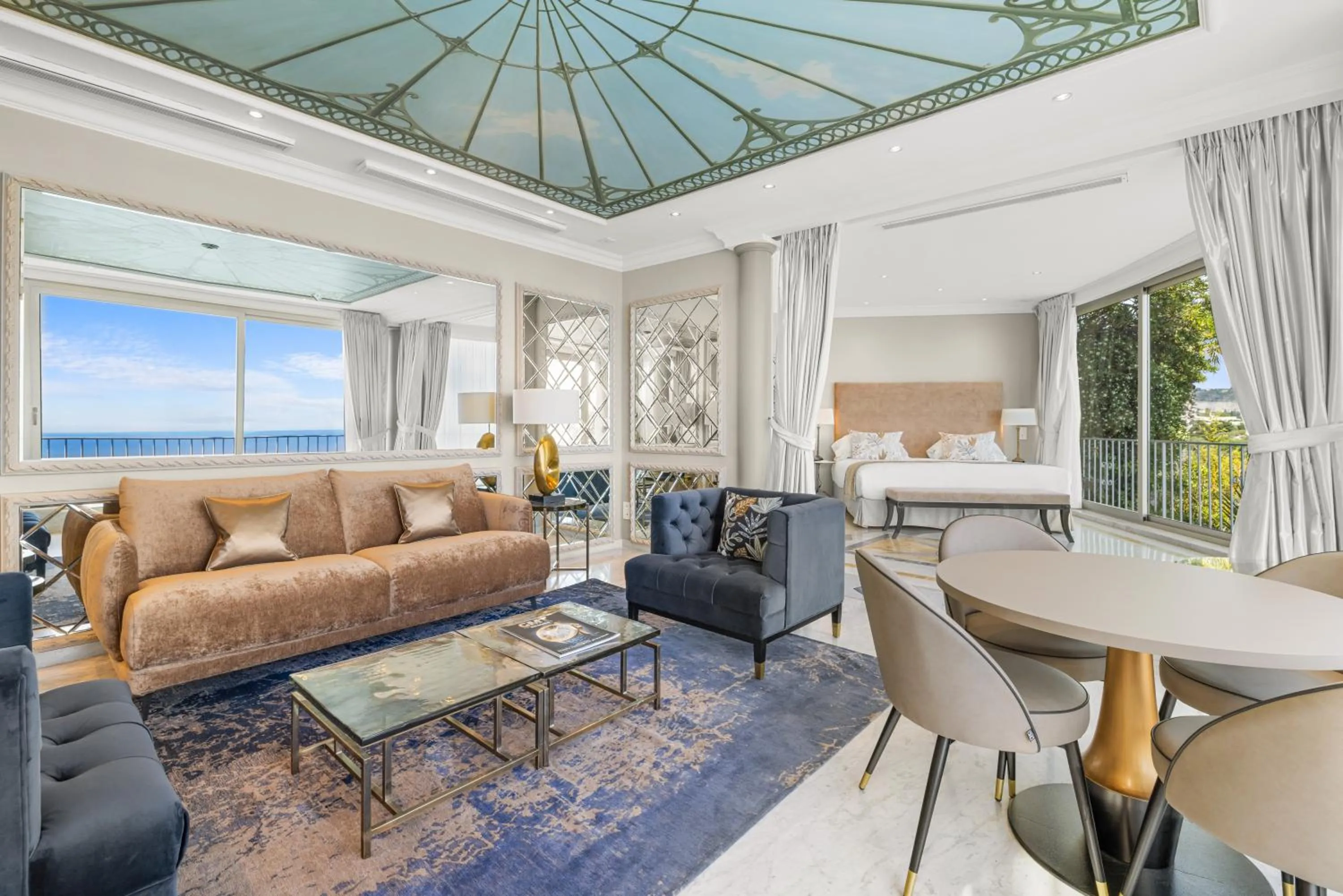 Living room in La Chèvre d'Or