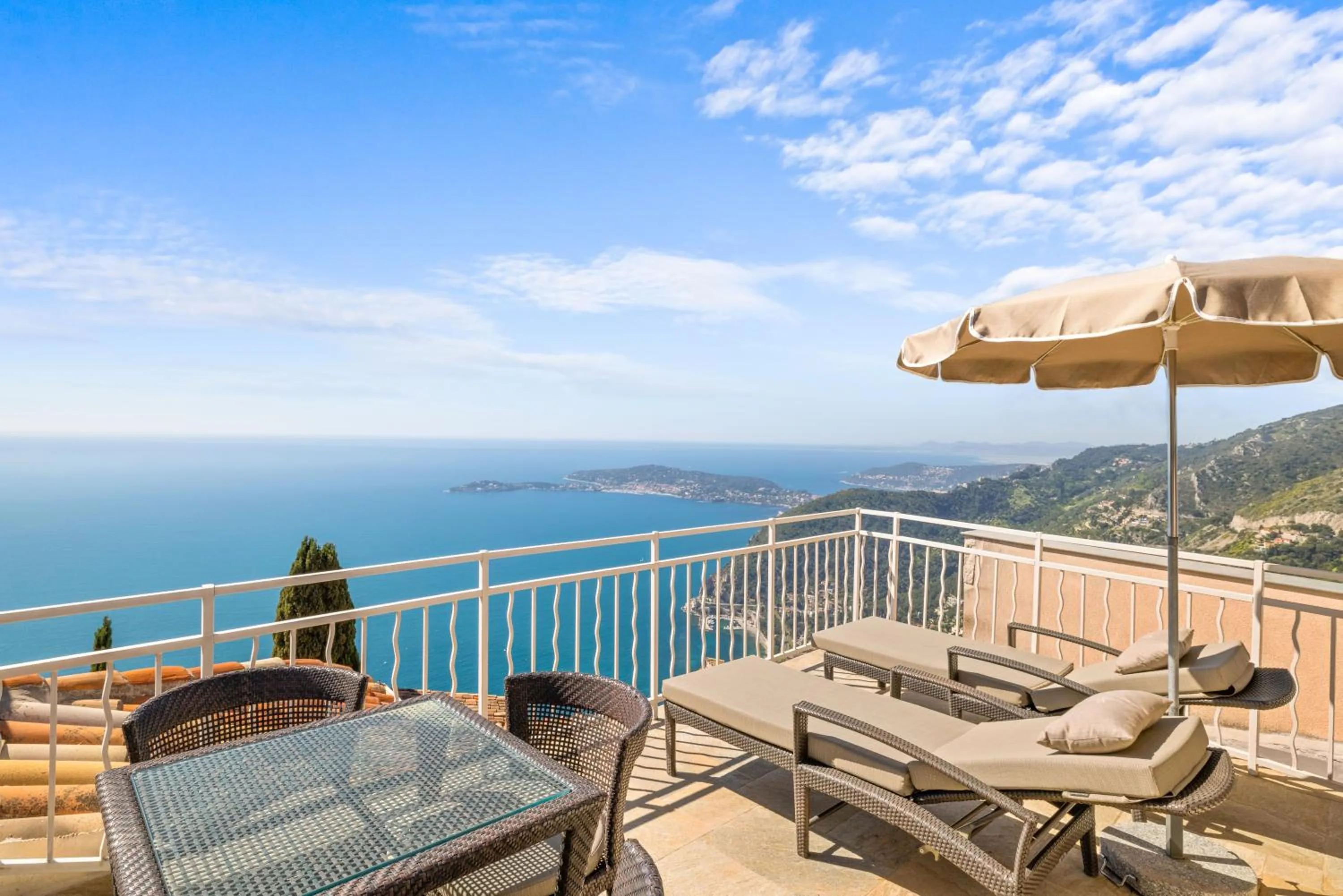 Balcony/Terrace in La Chèvre d'Or