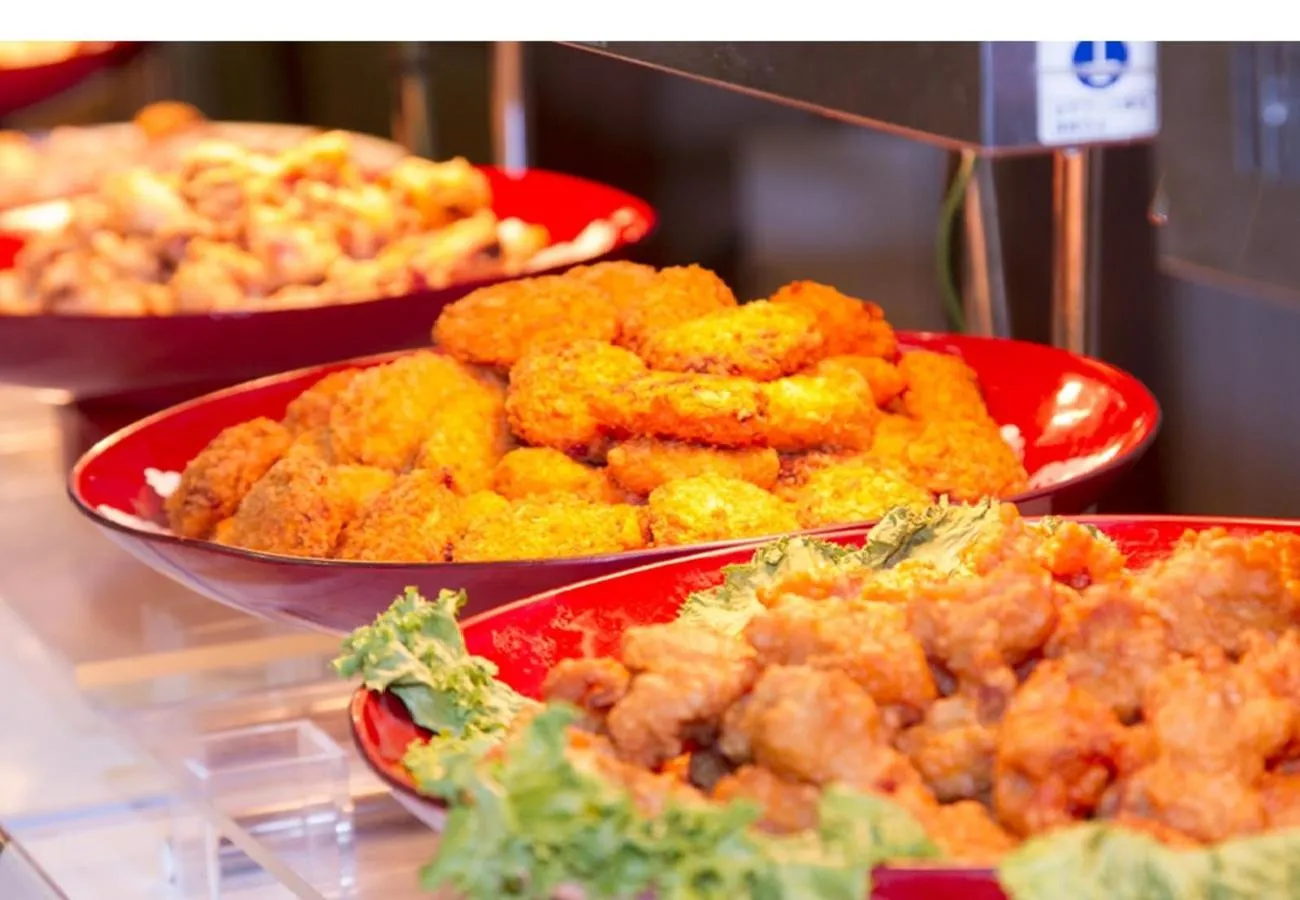 Restaurant/places to eat in Ohito Hotel