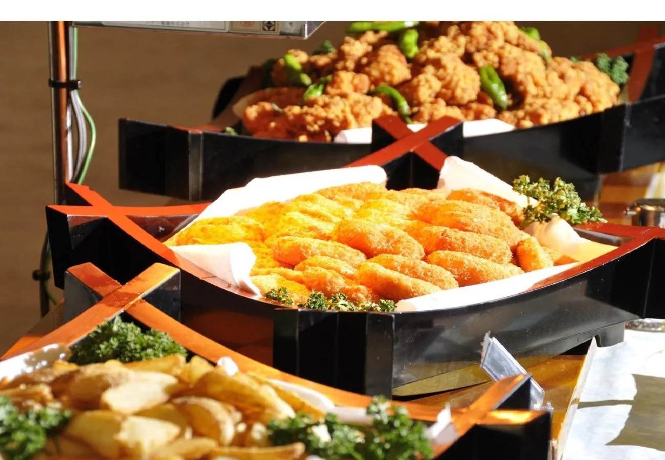 Restaurant/places to eat in Ohito Hotel